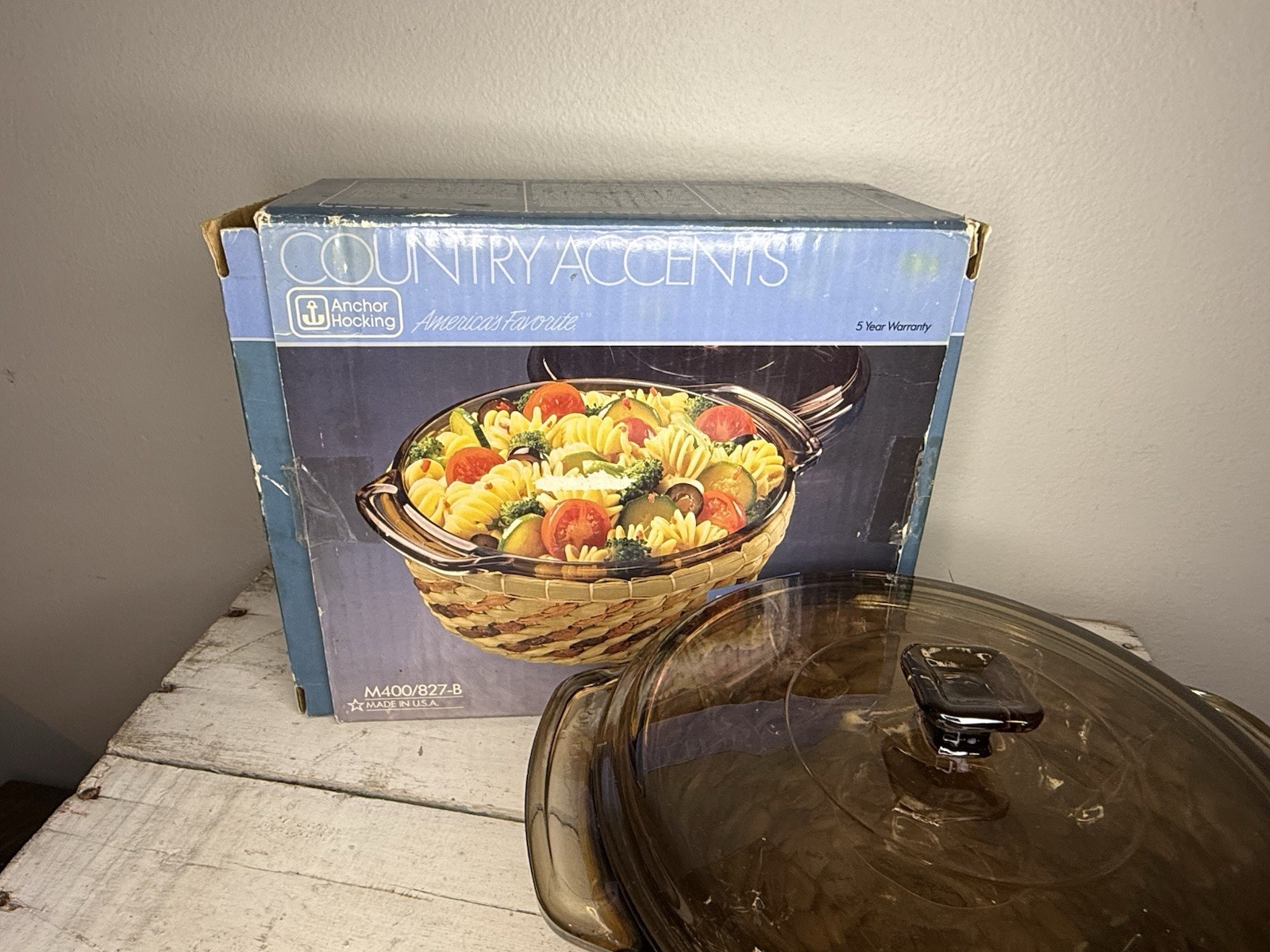 Vtg Anchor Hocking Basket Buffet Harvest Amber 1.5qt Casserole New in Box M400