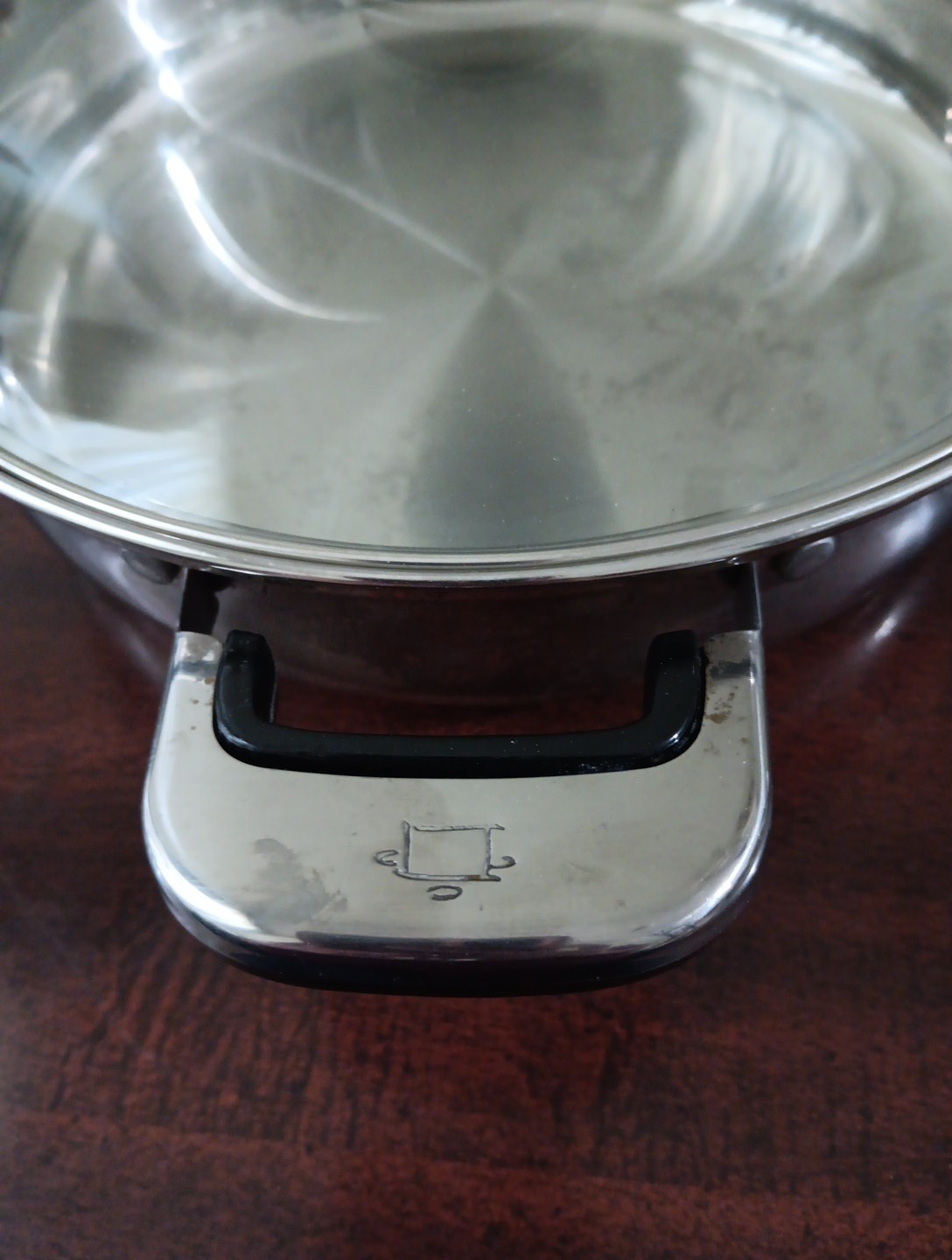 ONEIDA Immaculate Stainless Steel 18/10 Double-Handle Frying Sauce Pan with Lid