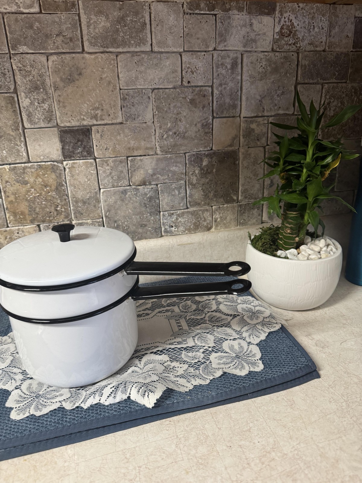 White Enamelware 2-Piece Saucepan Pot Set Lids Black Trim Liter Markings Kitchen