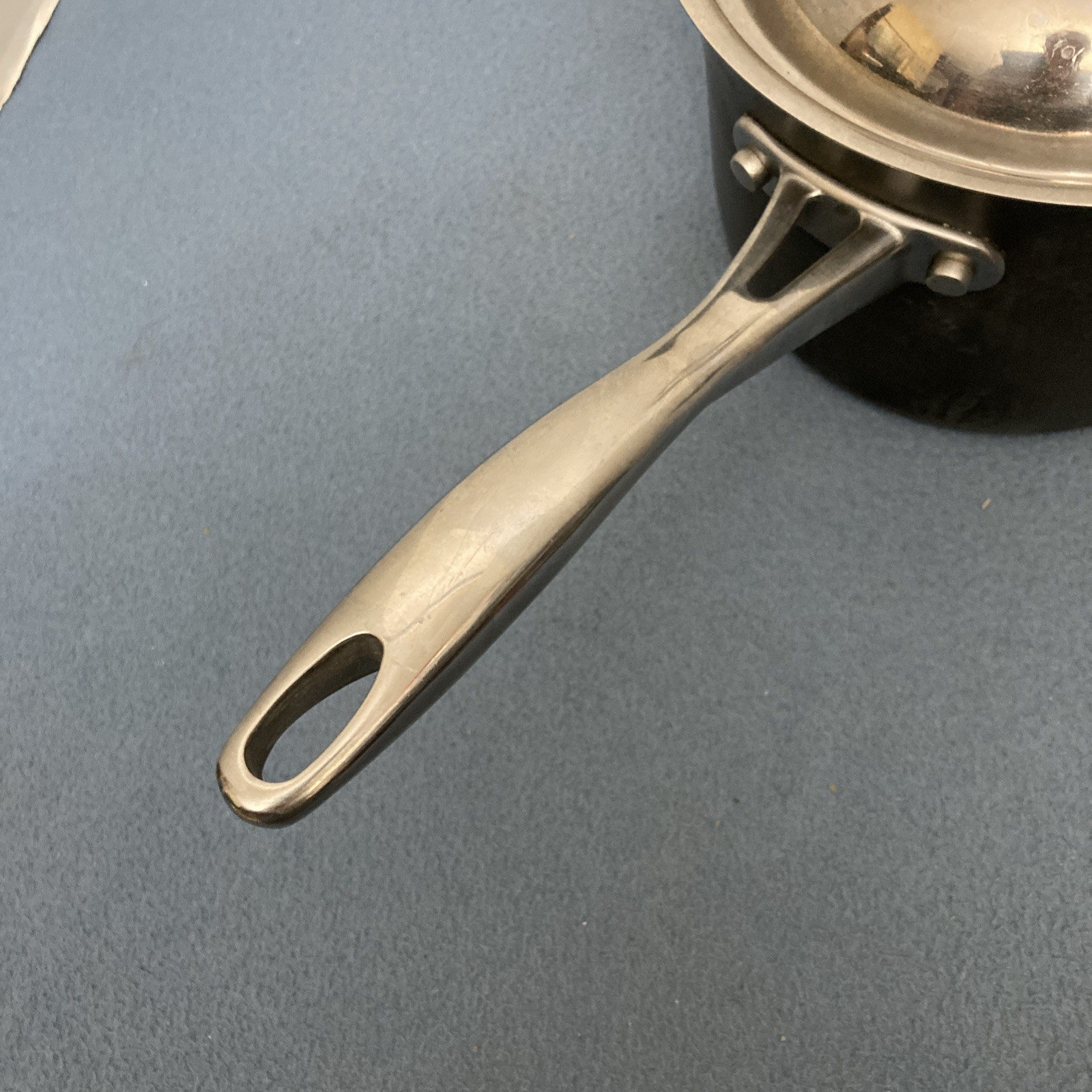 Kirkland Signature NSF Hard-Anodized Aluminum 3 QT (2.8 L) Saucepan w/Lid