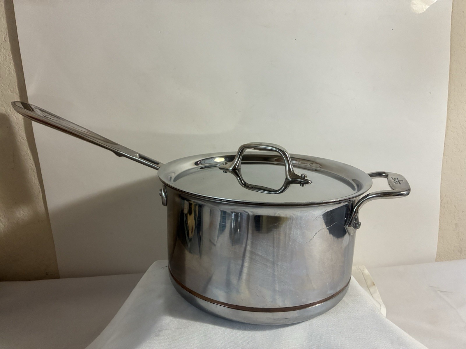 ALL CLAD COPPER CORE 4 QT SAUCE PAN WITH LID