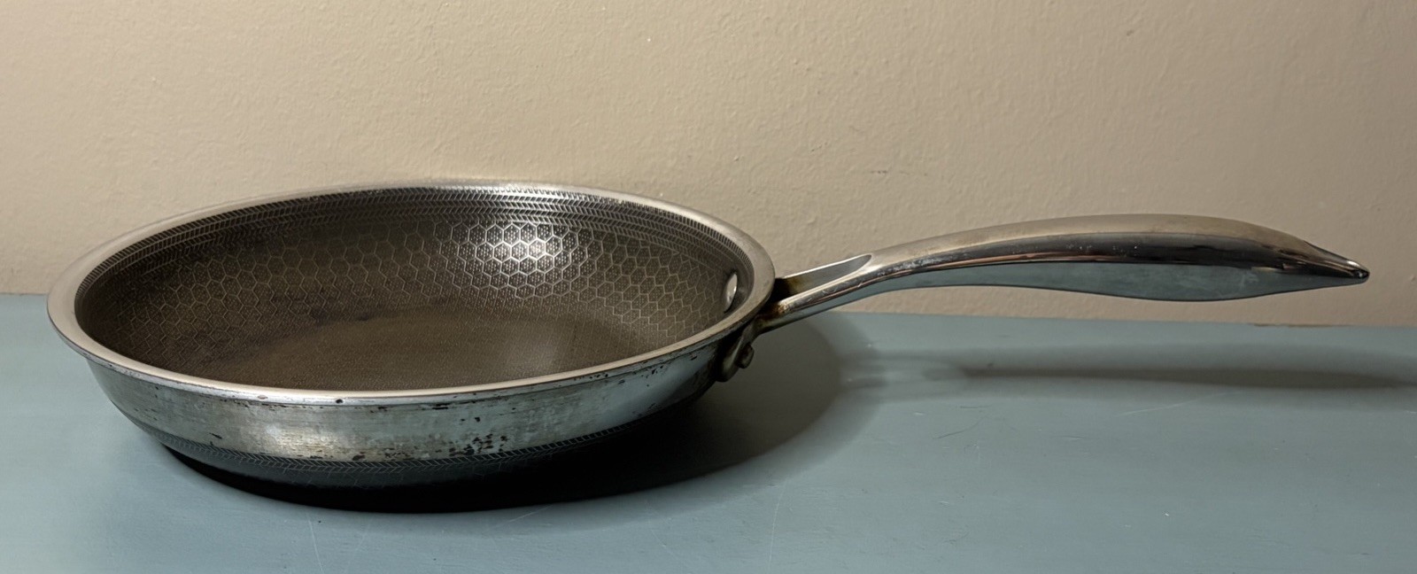 HEXCLAD 8″ Frying Pan Hybrid Stainless Steel Non-Stick Fry Pan (A7)