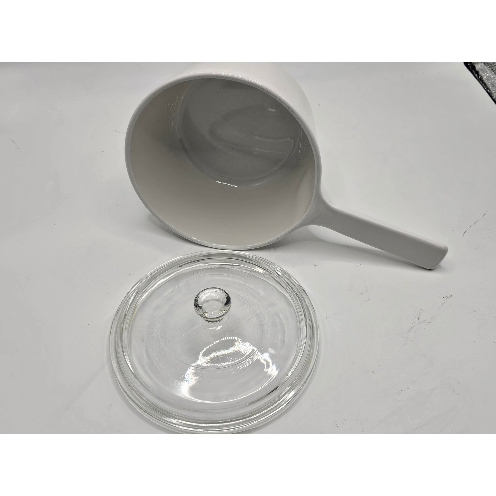 Corning Ware White Saucepan with Glass Lid 1.5 Liter U-1 1/2-B Vintage Cookware