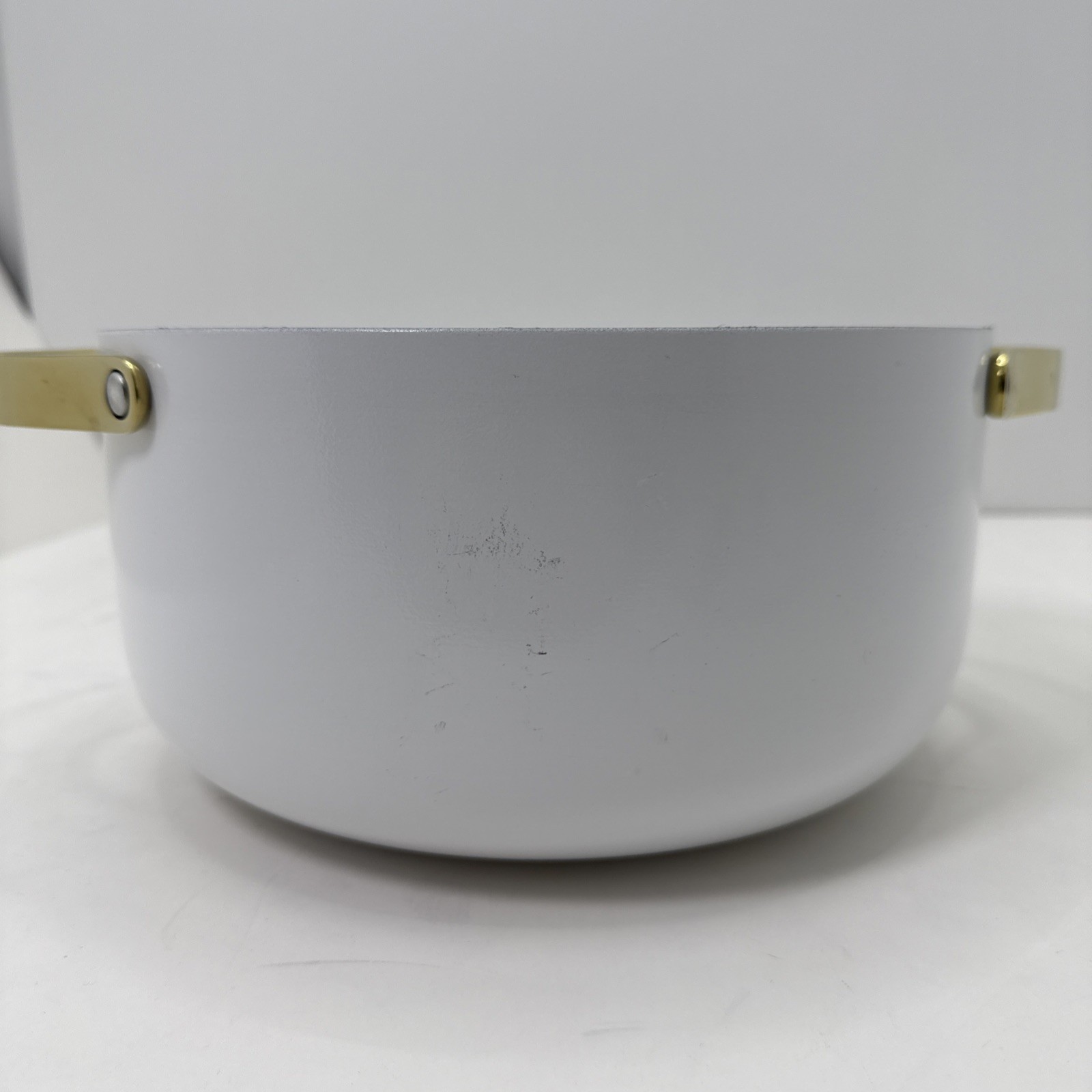 CARAWAY Non-Stick Ceramic 6.5 qt Dutch Oven/Stockpot w/Lid (White & Gold)
