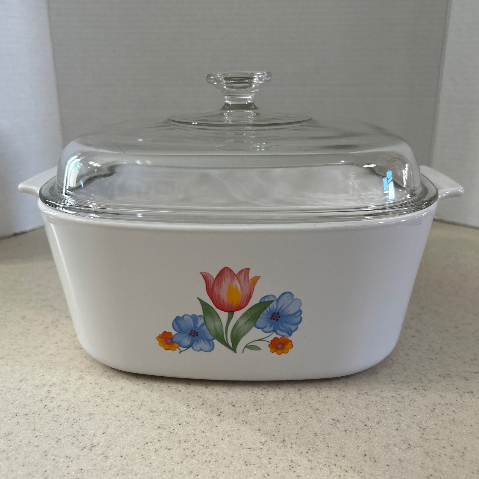 CORNING WARE A-5-B 5 LITER ” FRESH CUT TULIP’S ” DUTCH OVEN W/ GLASS COVER