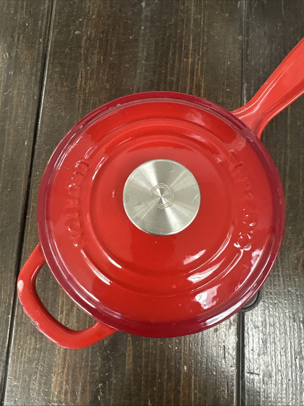Crofton 1.75 Qt Cherry Red Ombre Enameled Cast Iron Saucepan Pot With Lid READ