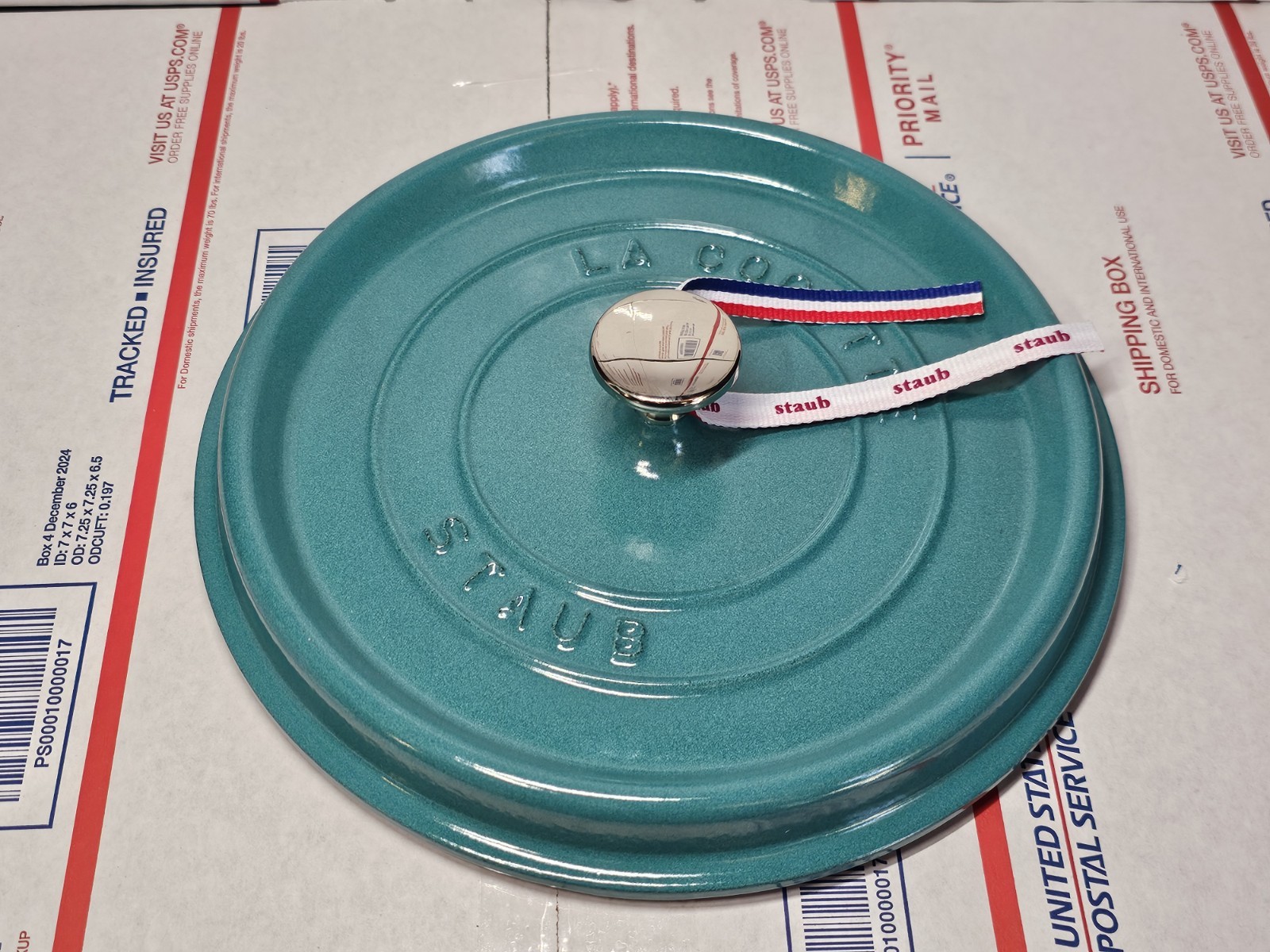Staub Cast Iron 4-qt Round Cocotte, Mint Green, 11024105 New No BOX