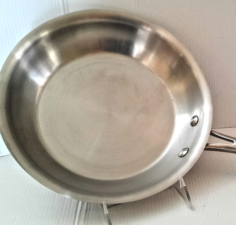 Kirkland Signature Prof 10″ Copper Core Stainless Skillet Saute Frying Pan w/Lid