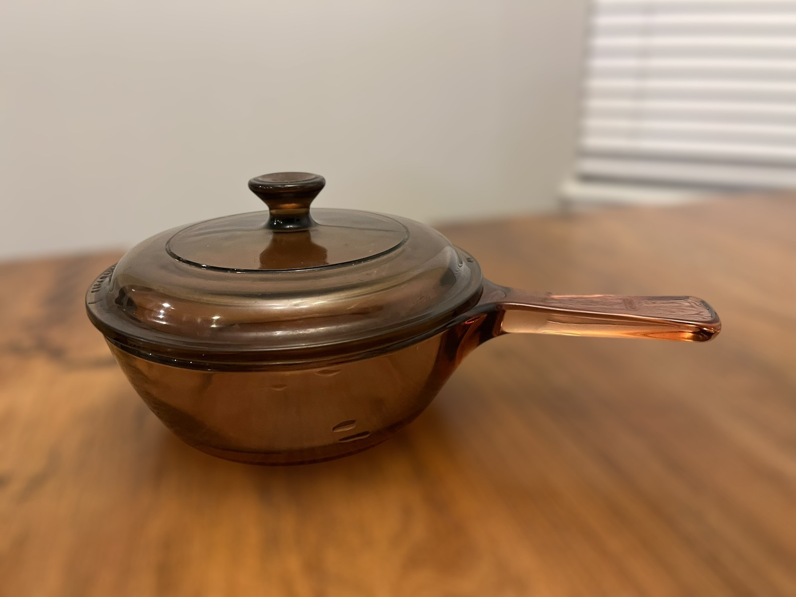 VISION by Corning 0.5L / 2 Cup Amber Glass Saucepan & PYREX P-81-C Glass Lid