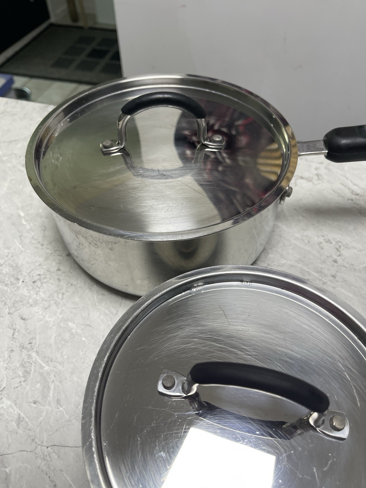 2 Stainless Steel 1L & 2.5L Cooking Pots Saucepans Unbranded