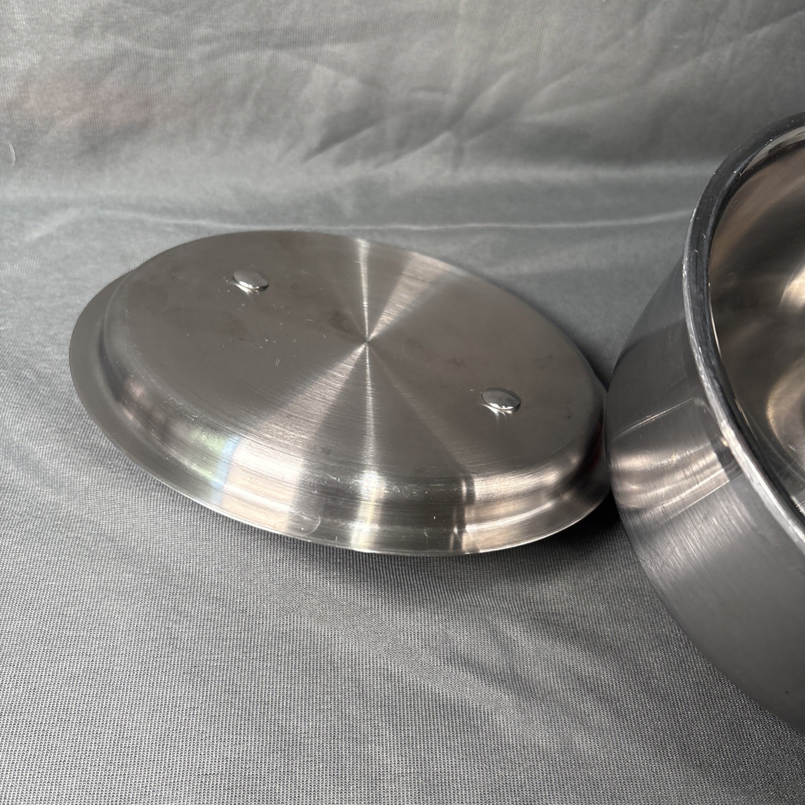 Cuisinart 1.5 Qt Saucepan & Lid MCP19-16N Multiclad Pro Triple Ply Stainless