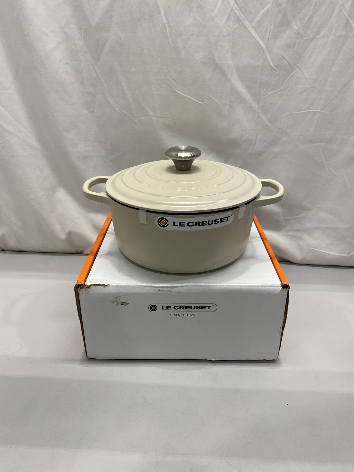 Le Creuset Signature Round Casserole Oven 4.5 Quart In Brioche New
