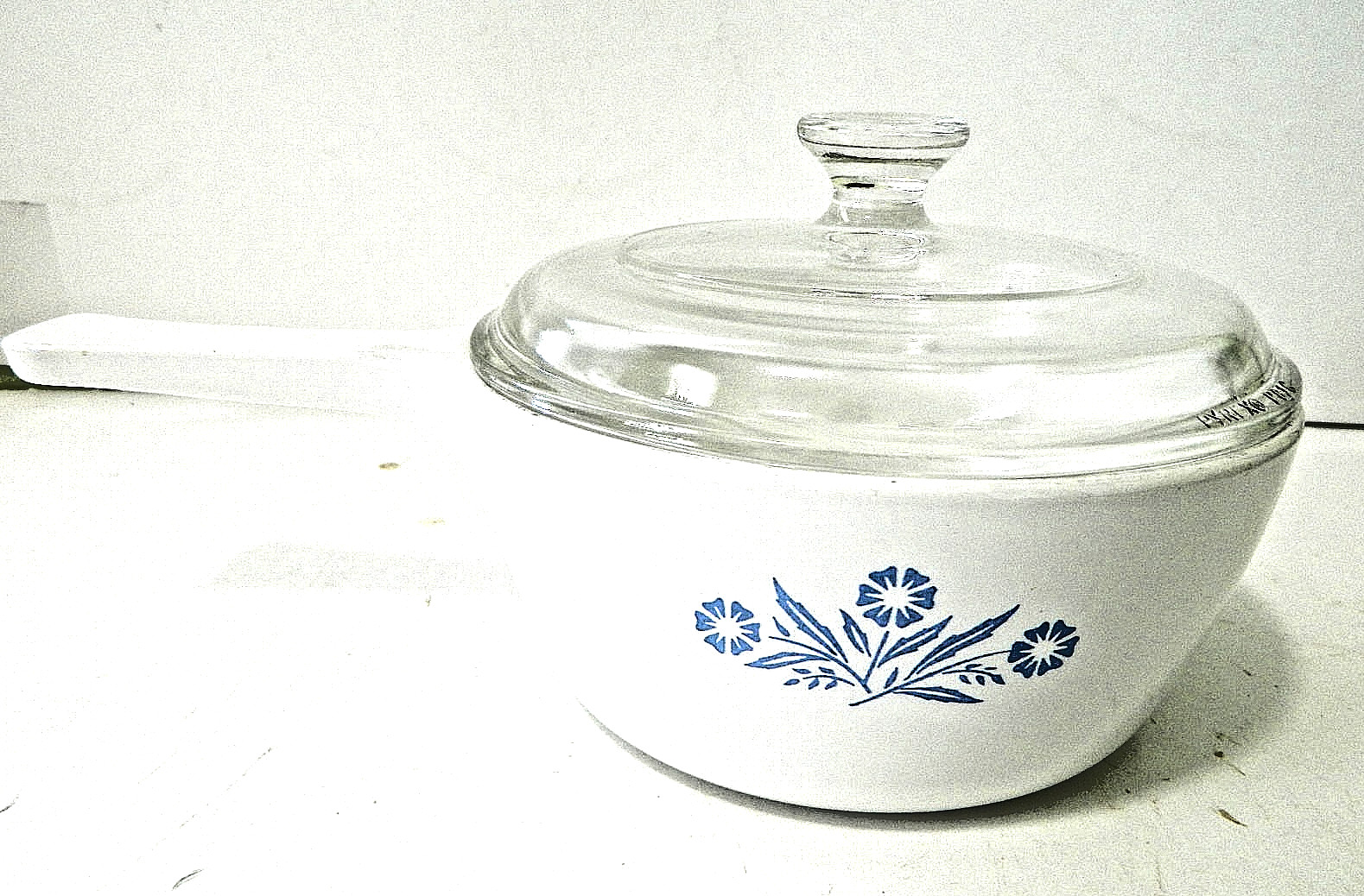 CORNING WARE CORNFLOWER BLUE SAUCE PAN 1 2/ PINT #P-82-B WITH LID P-81-C