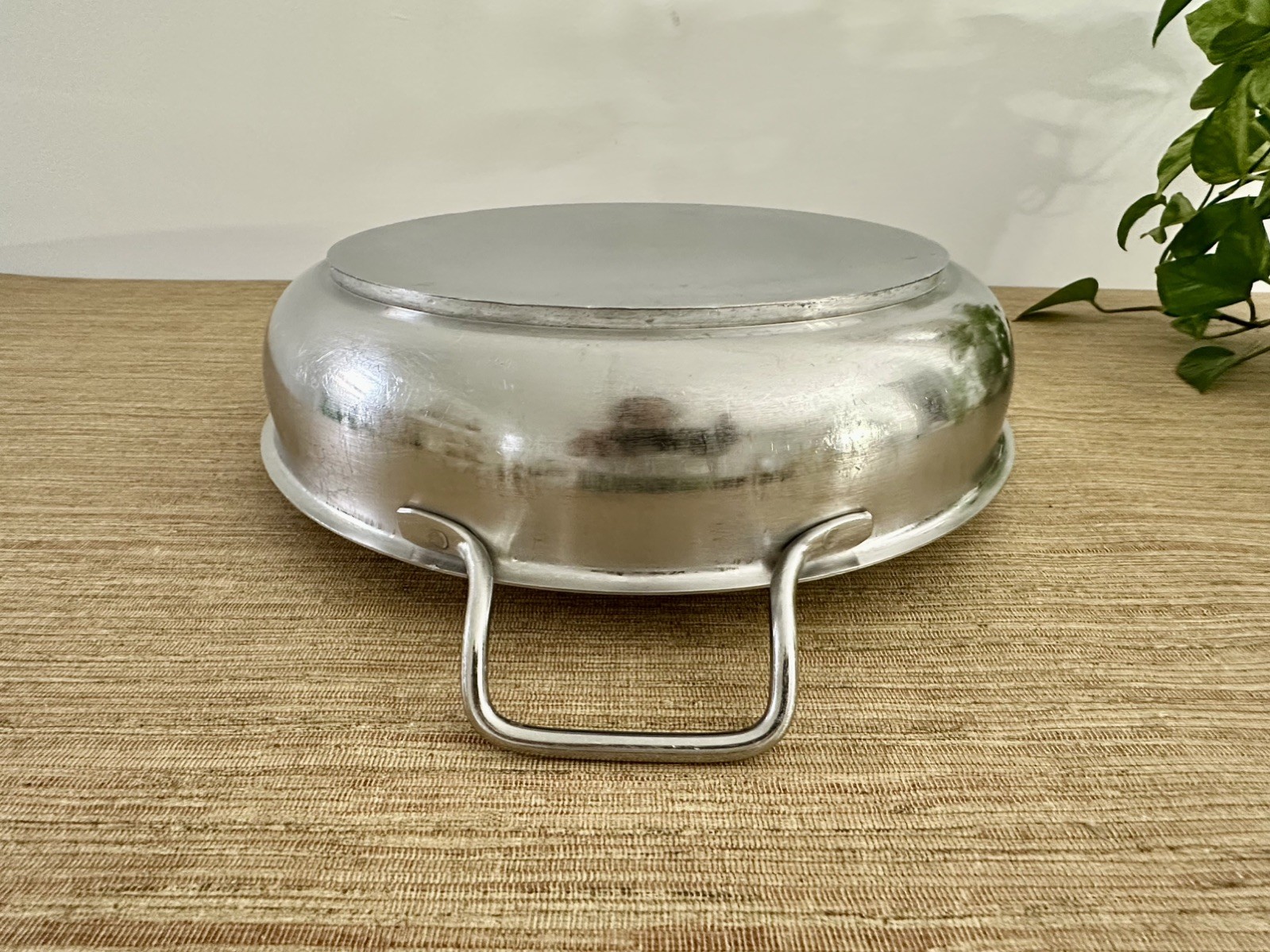 Vollrath 3157 Centurion French Omelet Pan – 4.25 Quart – Stainless Steel