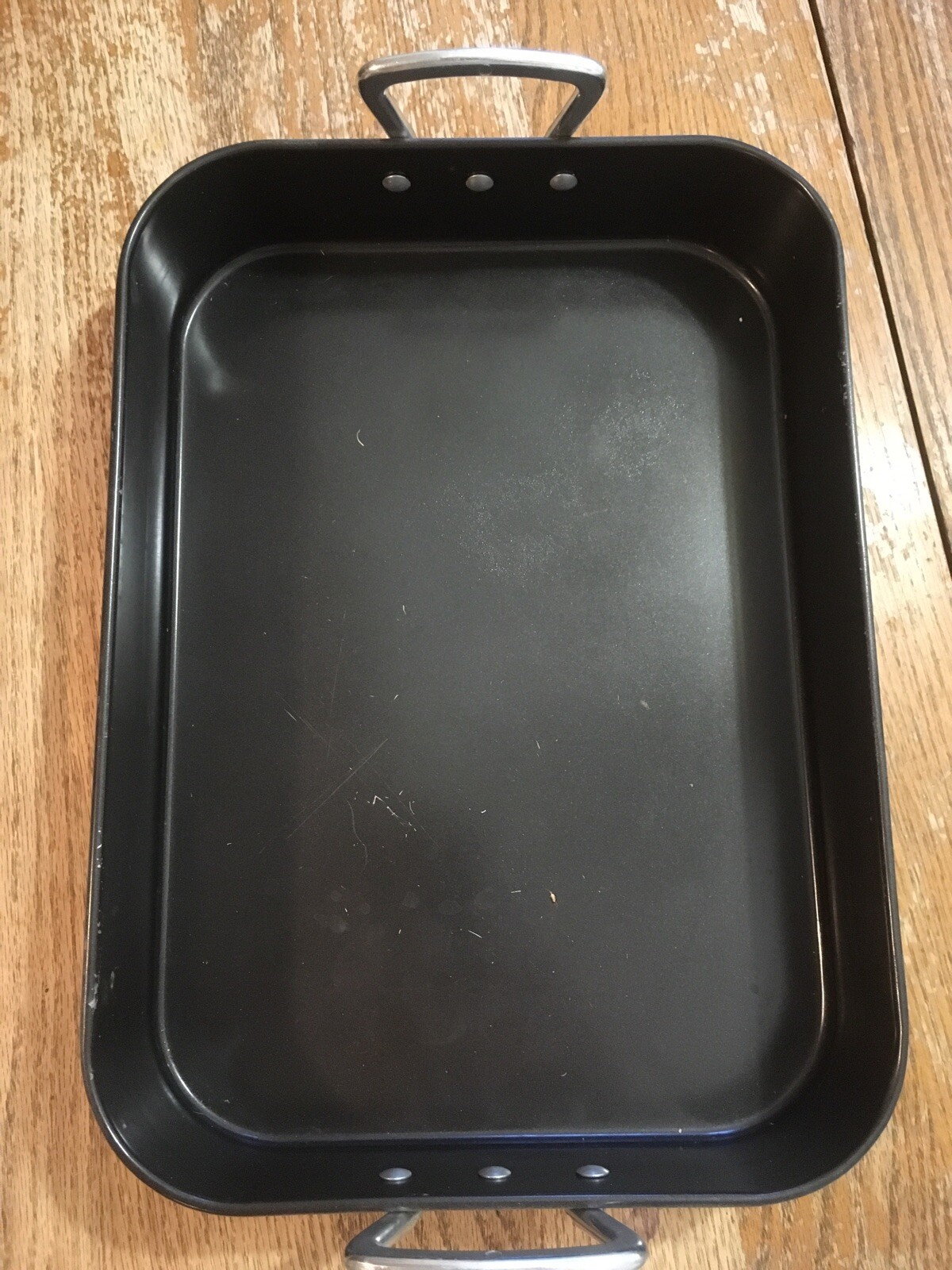 Basic Essentials Non-Stick Turkey Roaster with Removable Rack and Accessories