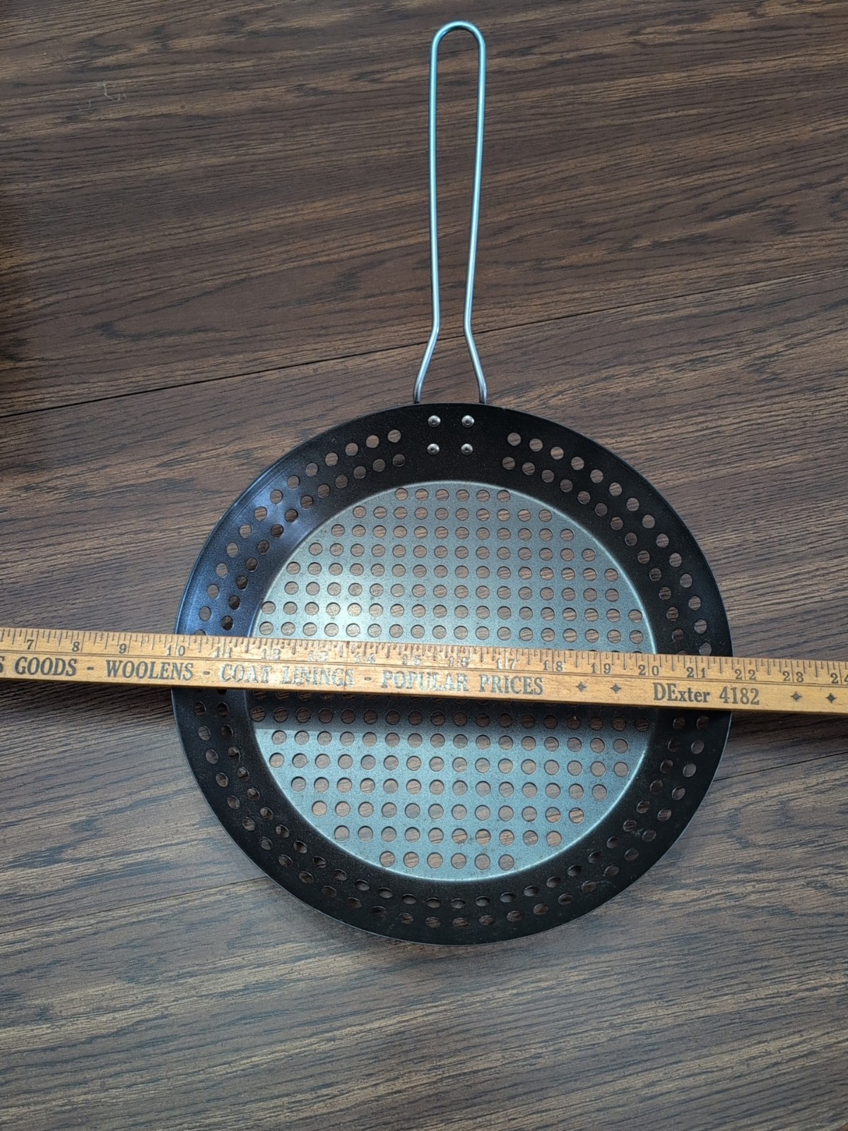12″ Perforated Grill Frying Pan with MetalHandle New Good For Seafood Or Veg Etc