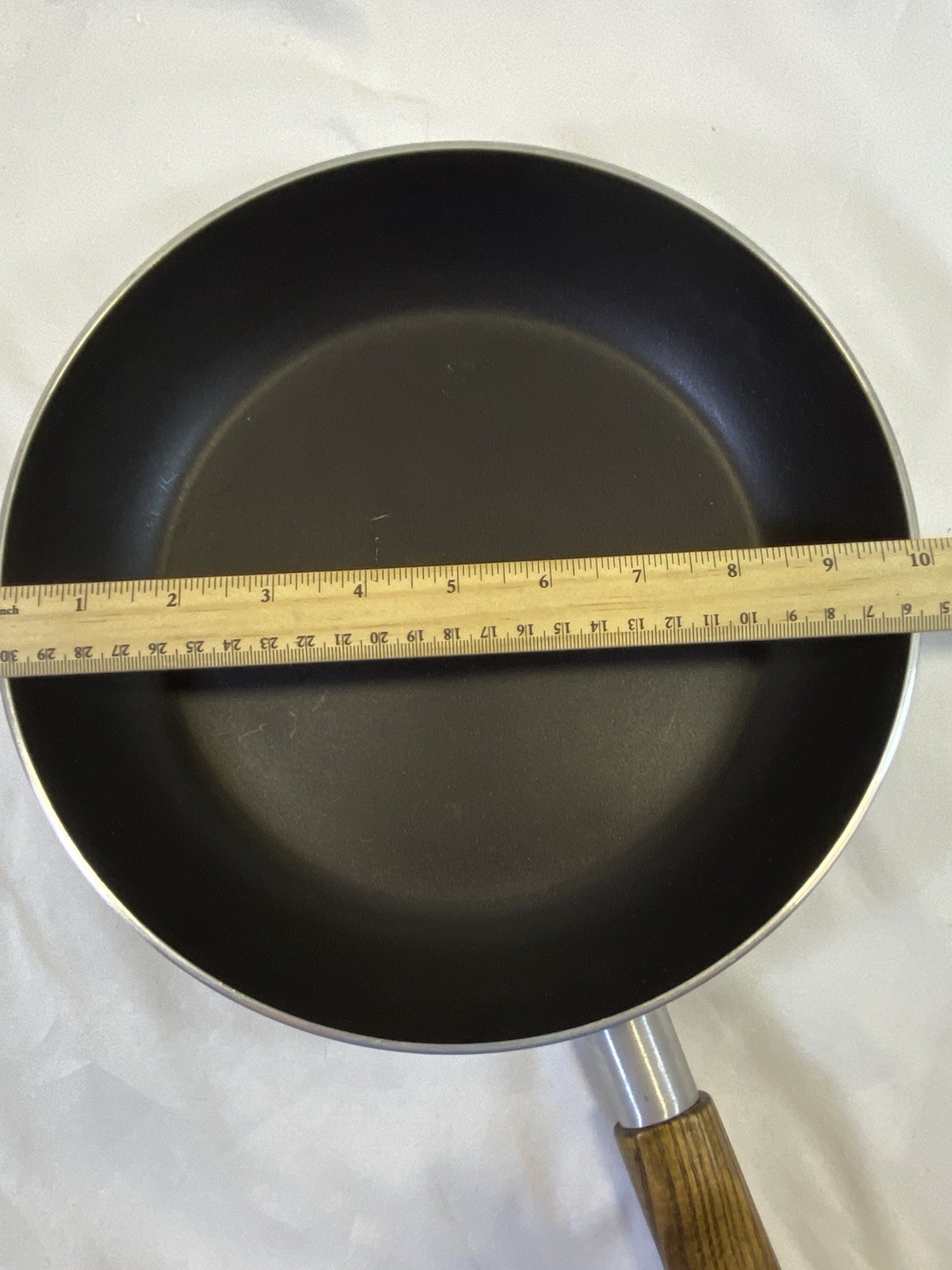 Vintage Sears Chef Quality 10” Non Stick Skillet 605-1003 Wooden Handle No Lid