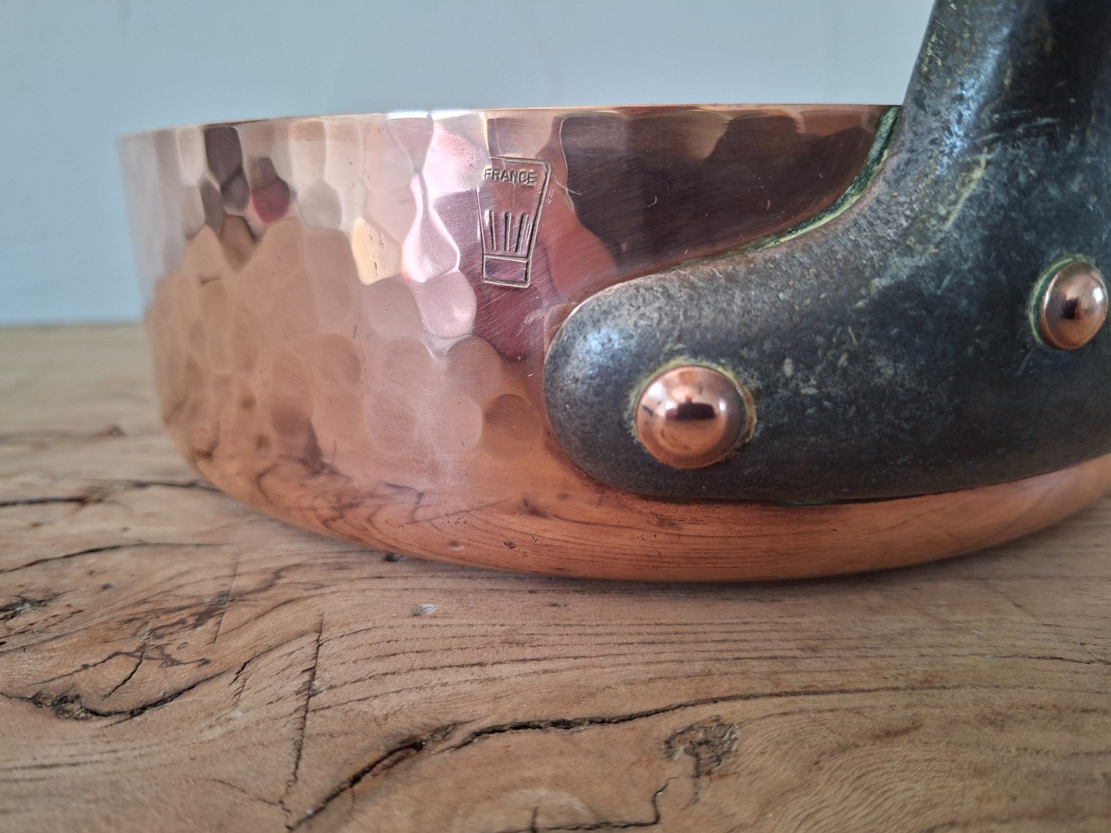 VINTAGE COPPER SAUTE PAN VILLEDIEU HAMMERED 3 mm TOQUE