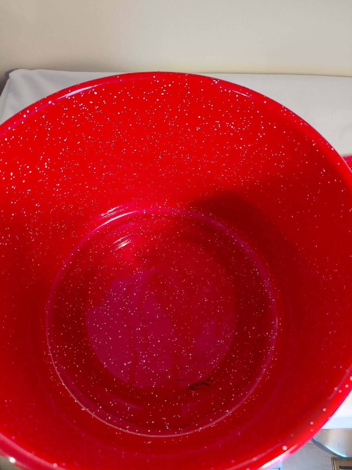Red Enamel Stockpot with Lid, 9 Inch Diameter x 9 Inch Height, Double Handle 6QT