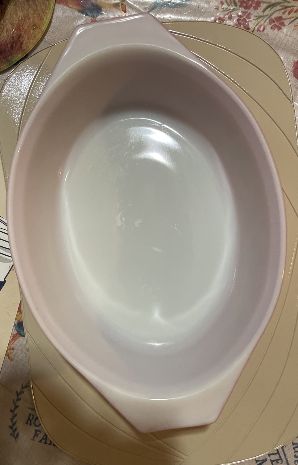 Vintage Pyrex Golden Poinsettia 045 2.5 Qt Oval Casserole Dish with Lid 945C