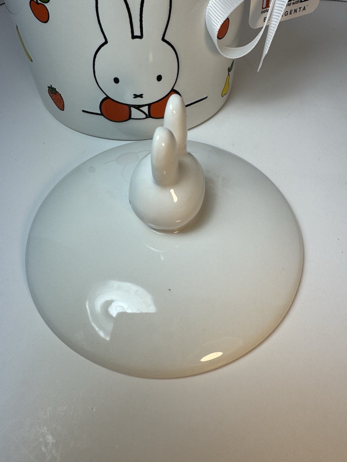 NWT Miffy Magenta Dick Bruna Ceramic Baking Dish Bunny w Lid 4.5 in diameter