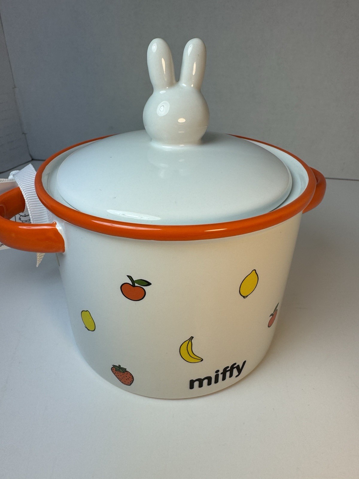 NWT Miffy Magenta Dick Bruna Ceramic Baking Dish Bunny w Lid 4.5 in diameter
