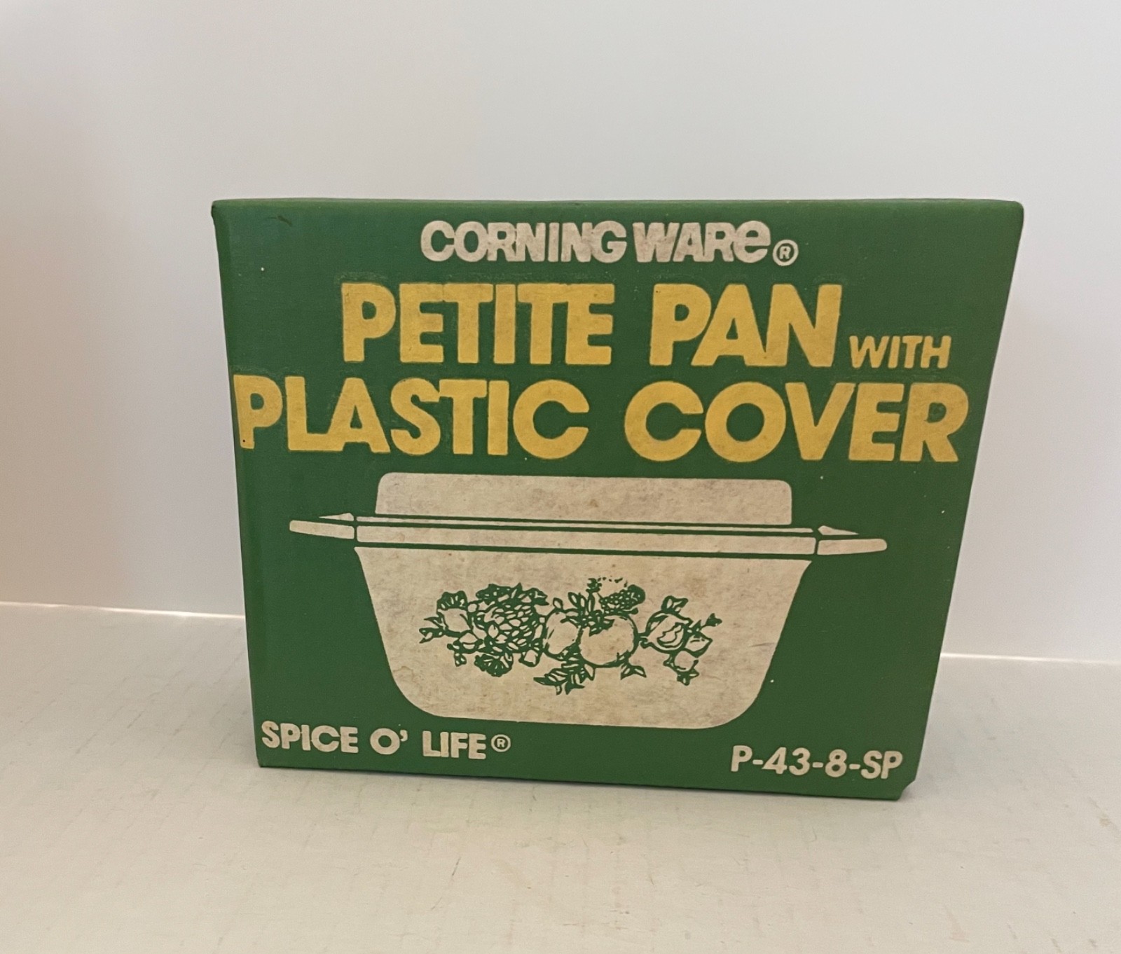 NIB CORNING WARE 428SP..SPICE O’ LIFE PETITE PAN..PLASTIC LID..2 3/4 CUP