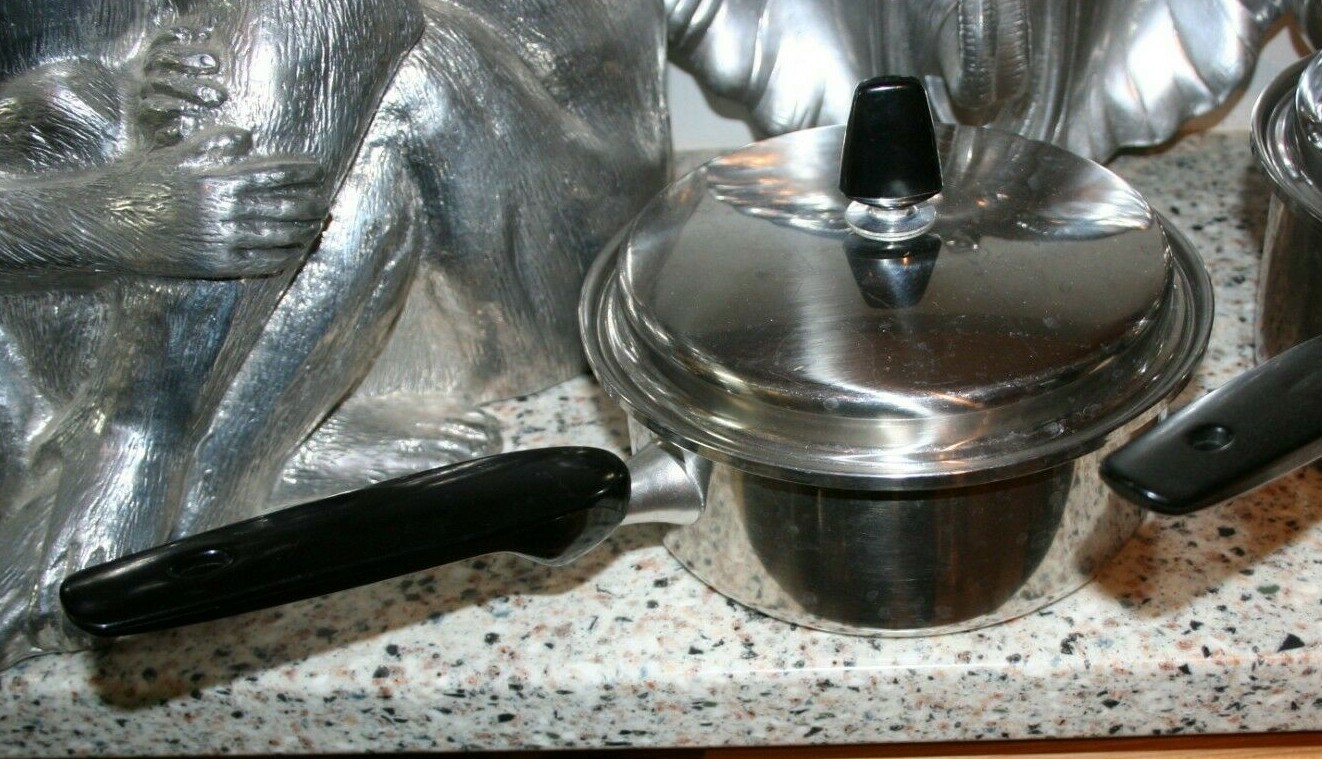 1 SAUCE PAN 1 1/2 QUART REGAL STAINLESS STEEL 18/8 3 PLY (ONE PAN)