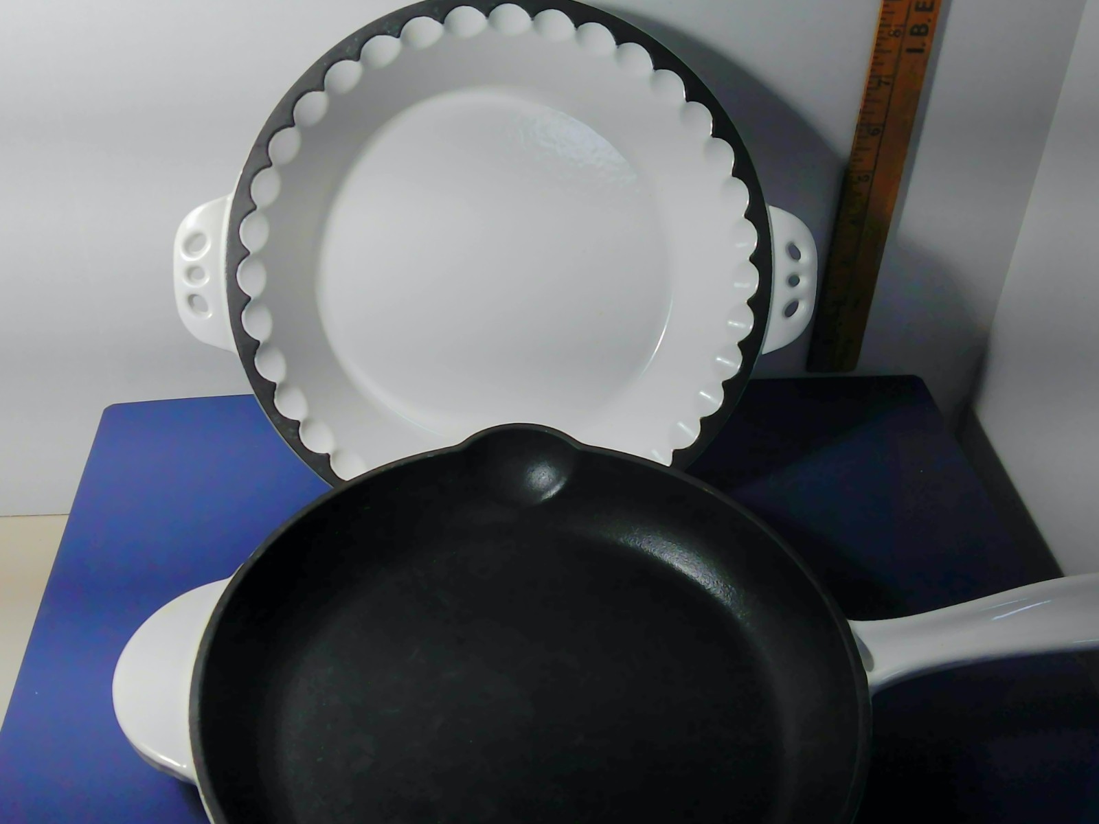 IH Enamel Cast Iron Griddle, 10″ Pie Skillet or Grill Pan YOUR CHOICE