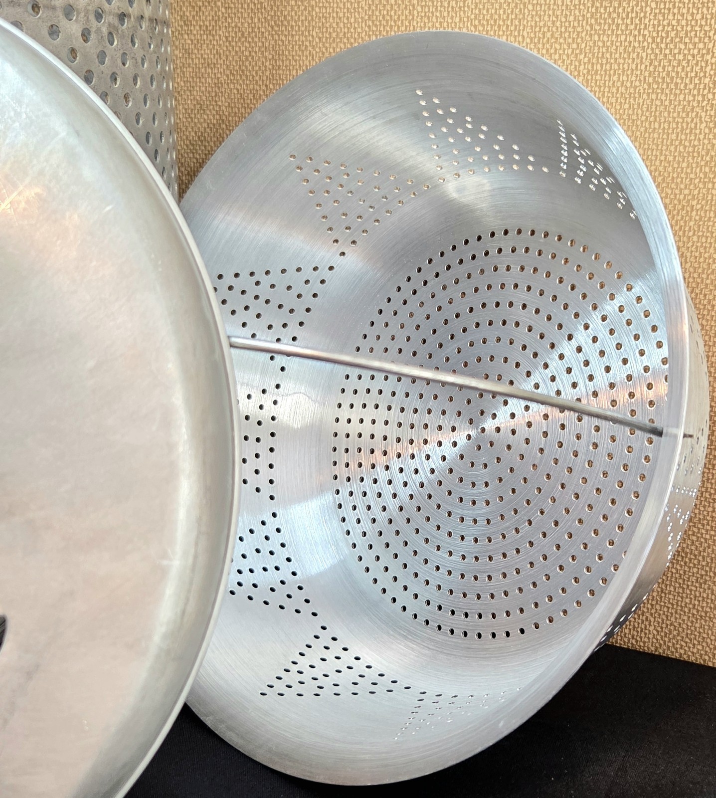 Vintage Leyse Aluminum 8 Qt. Stock Pot Cooker Steamer Insert Lid W/ Pamphlet USA