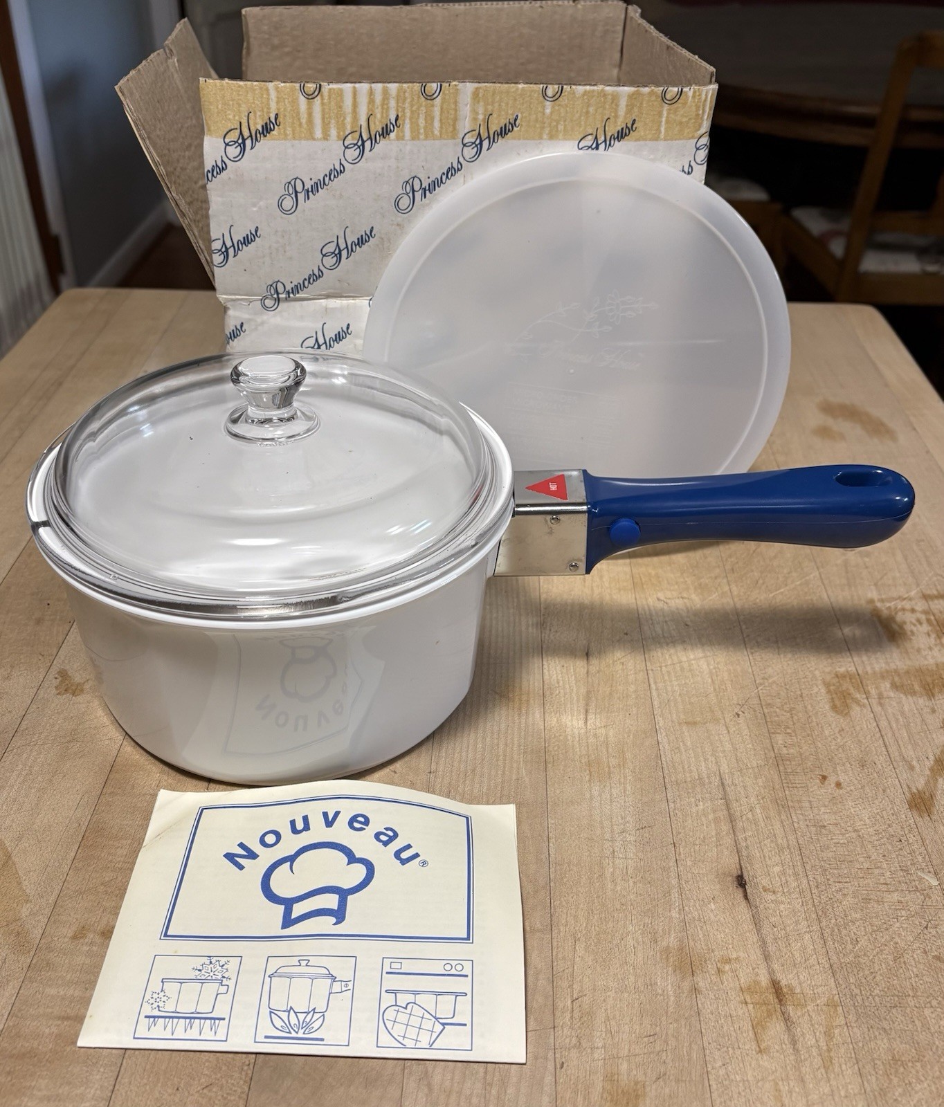 NIB Princess House Nouveau 1.9 L Casserole Glass Lid Plastic Cover & Handle
