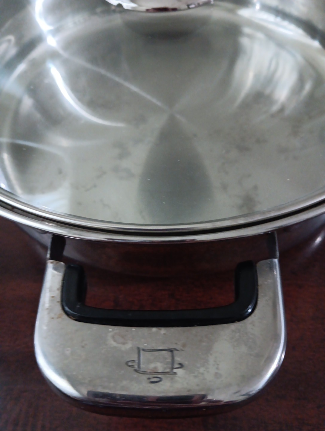 ONEIDA Immaculate Stainless Steel 18/10 Double-Handle Frying Sauce Pan with Lid