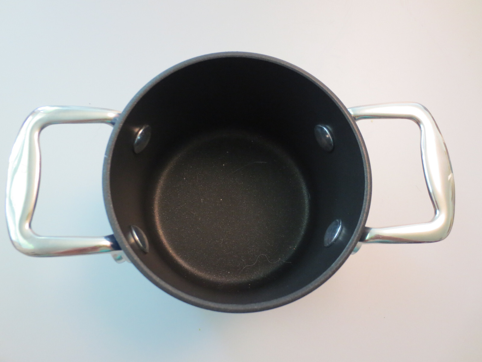 NEW TECHNIQUE COOKS ESSENTIALS 5/8 QT HARD ANODIZED NONSTICK BLUE COOKWARE