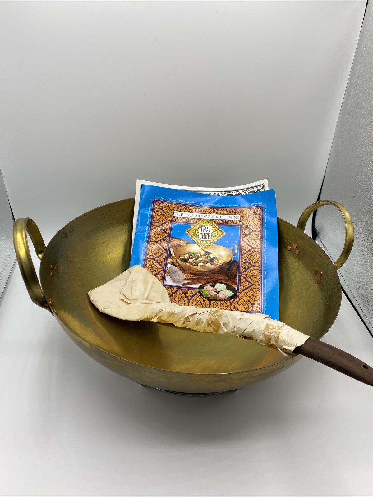 Thai Chef Traditional Brass Wok Pan Home Cooking Stand Utensil New in Box 12.75″