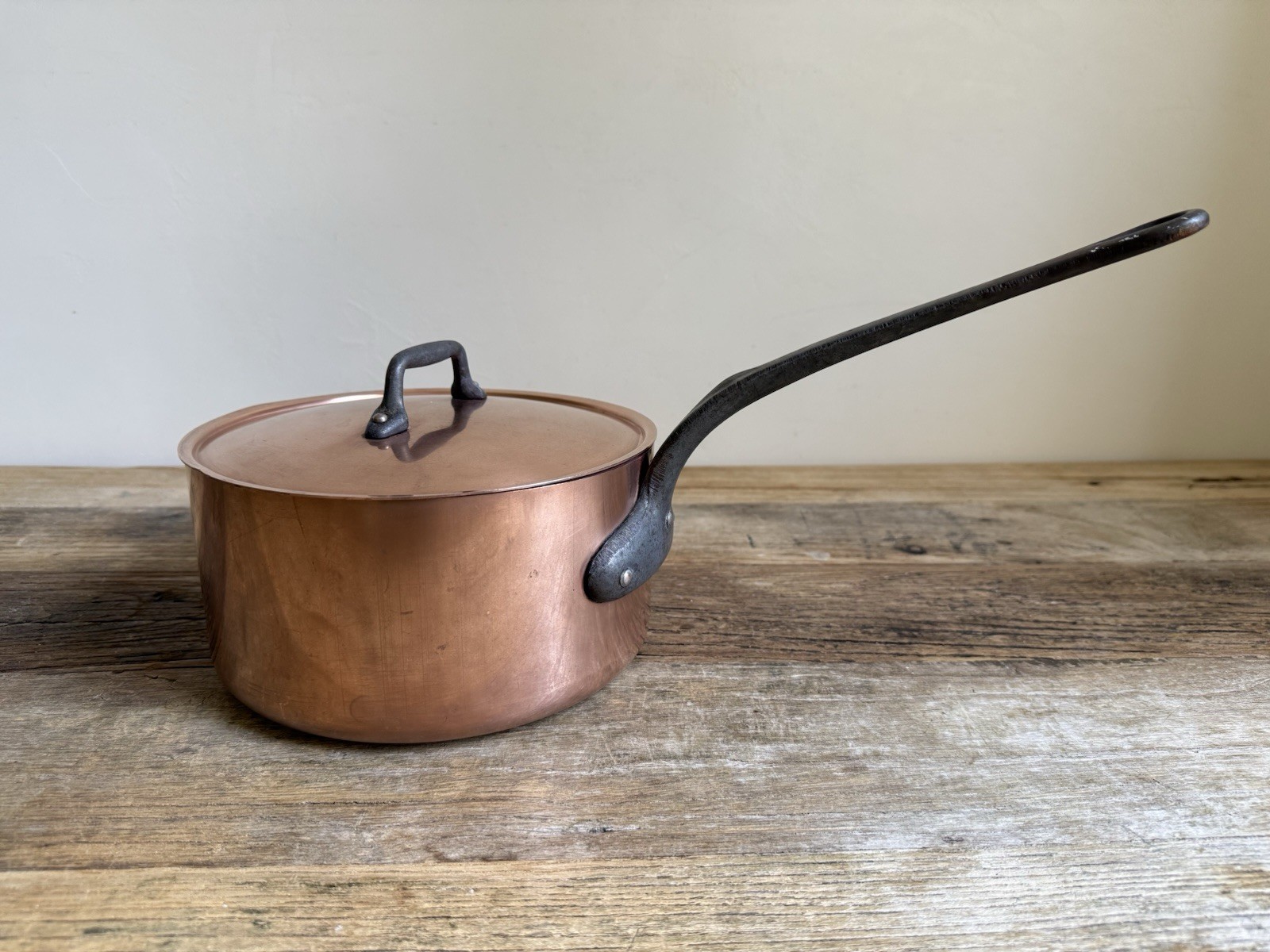 Beautiful Copper Pan with Lid – 20cm