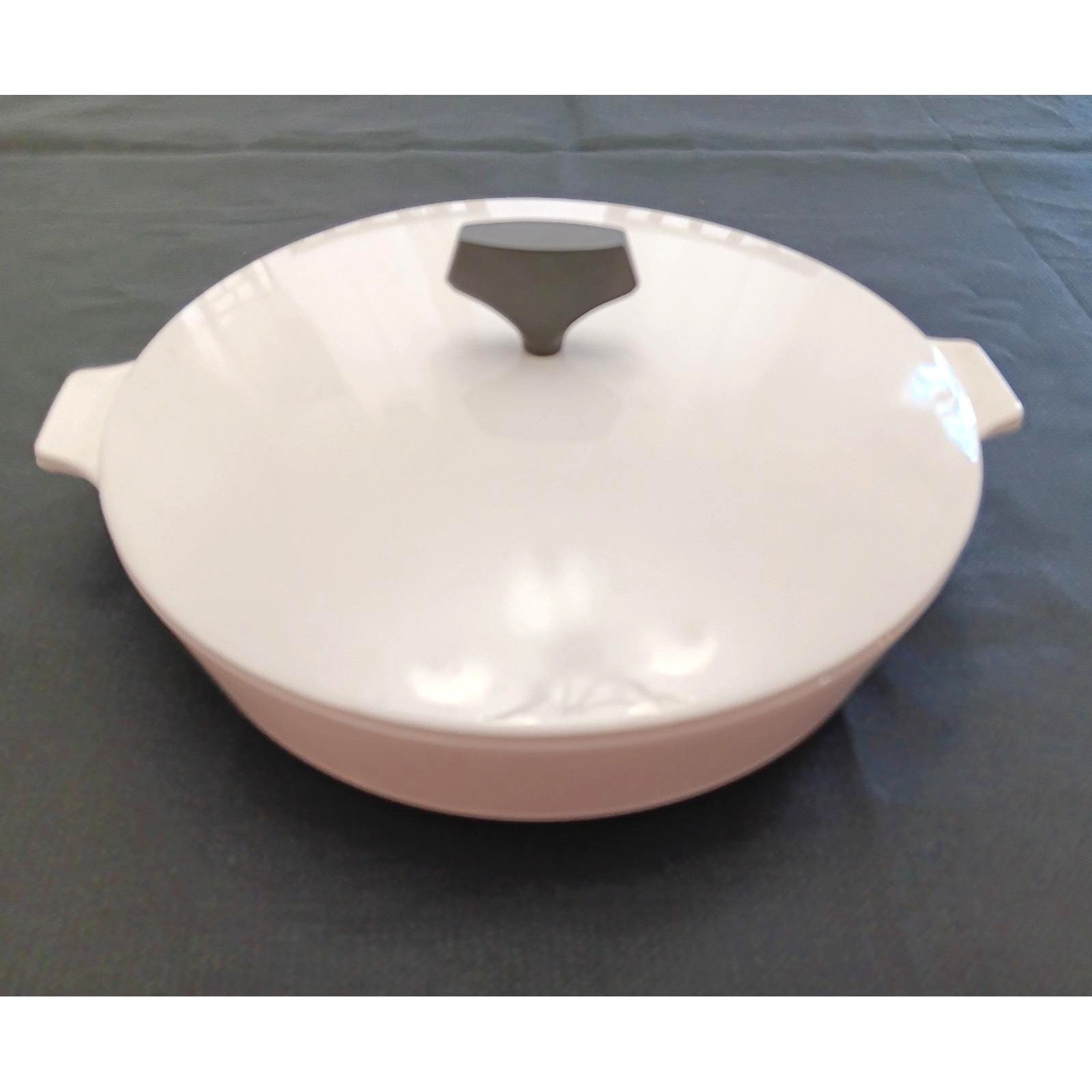 Corning Ware B-10 Buffet Server 10 Inch Skillet White Pyroceram with Lid USA