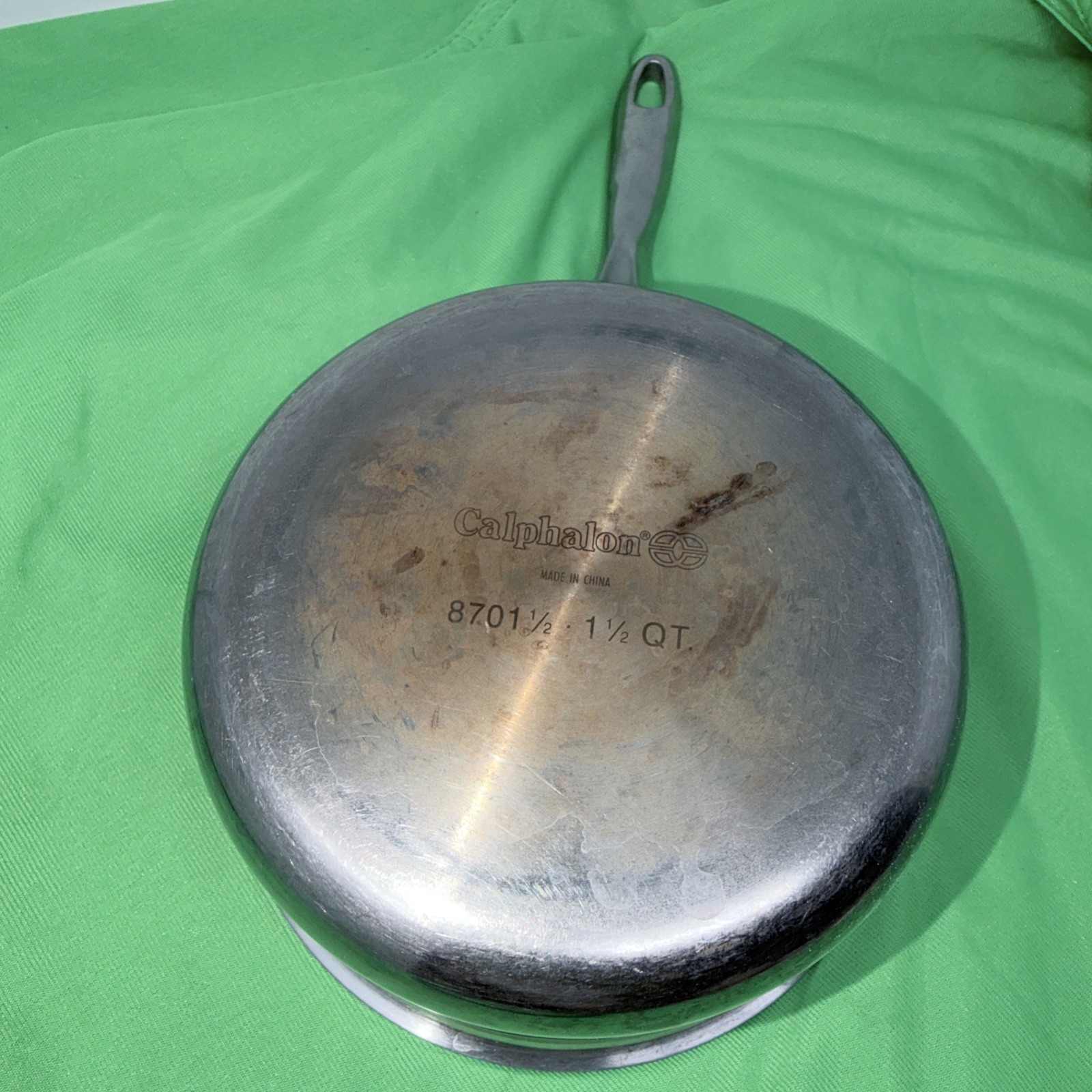 Kitchen Essentials Calphalon Saucepan & Lid 1.5 Qt Model 8701 Stainless Steel