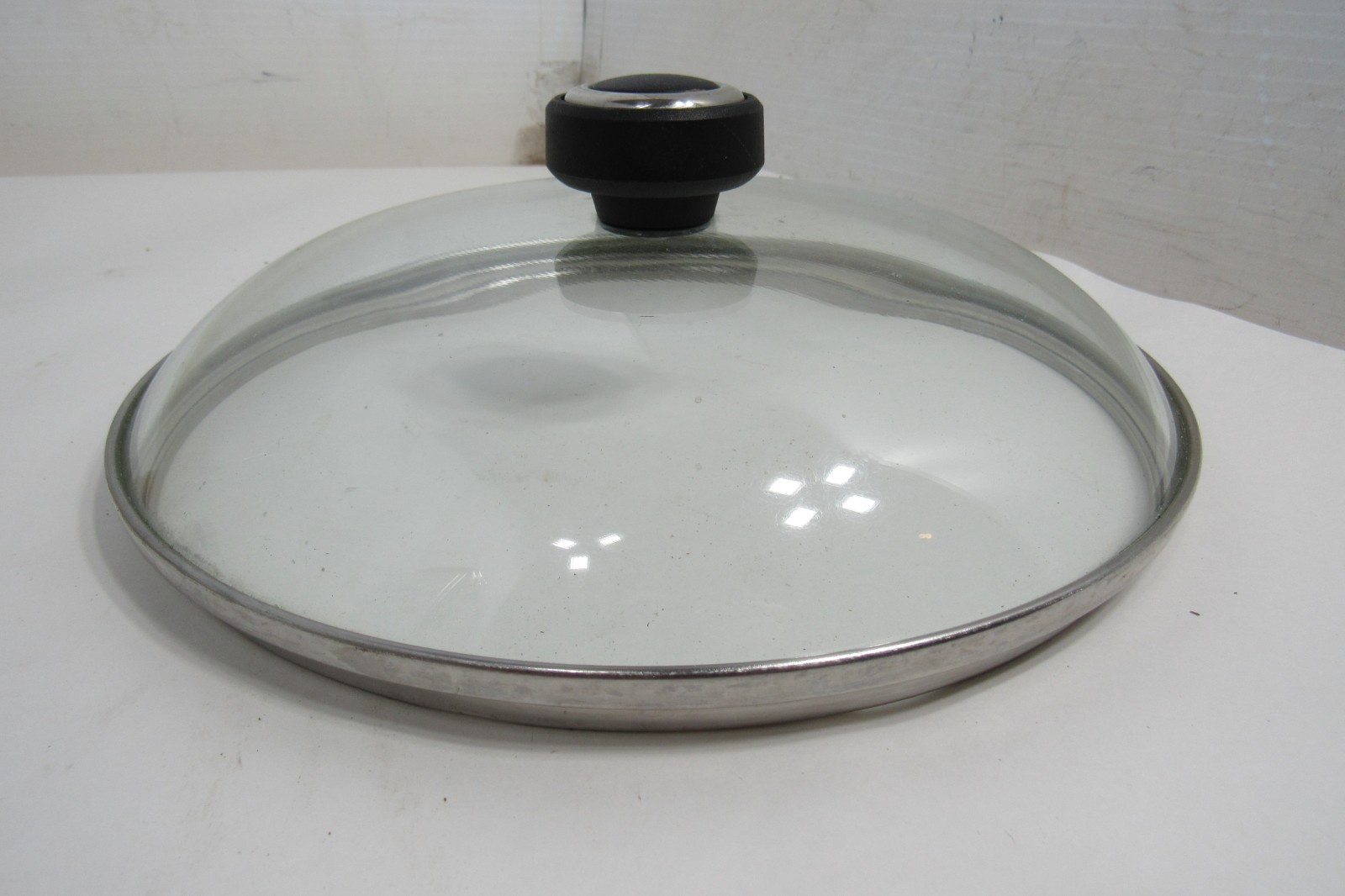 Domed Dome Glass Lid 9.25 ” Replacement Lid Clear Black Handle 1.75″ Raise
