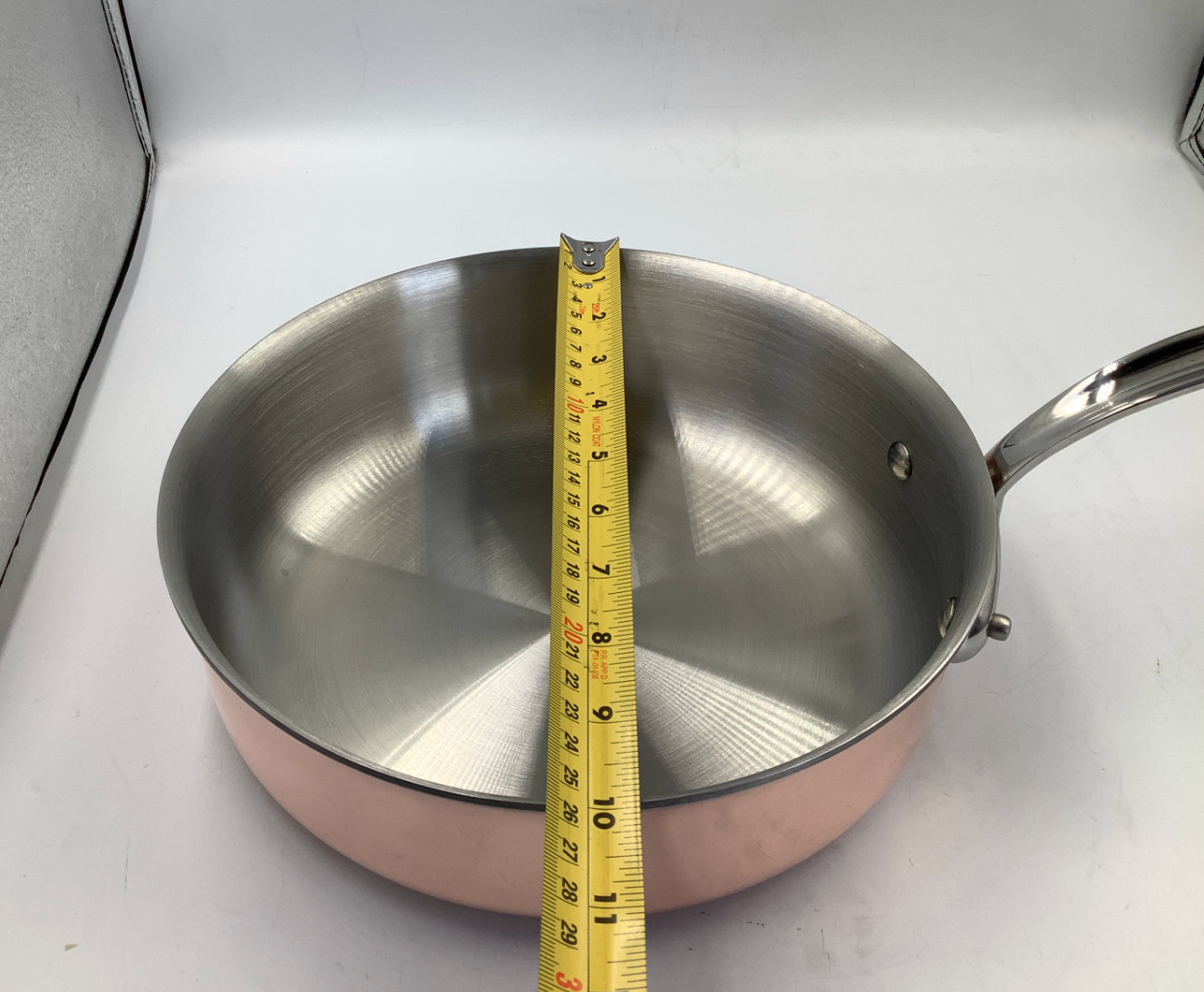 Mauviel M’6S 6-Ply Polished Copper & Stainless Steel Saute Pan. 3.2-qt