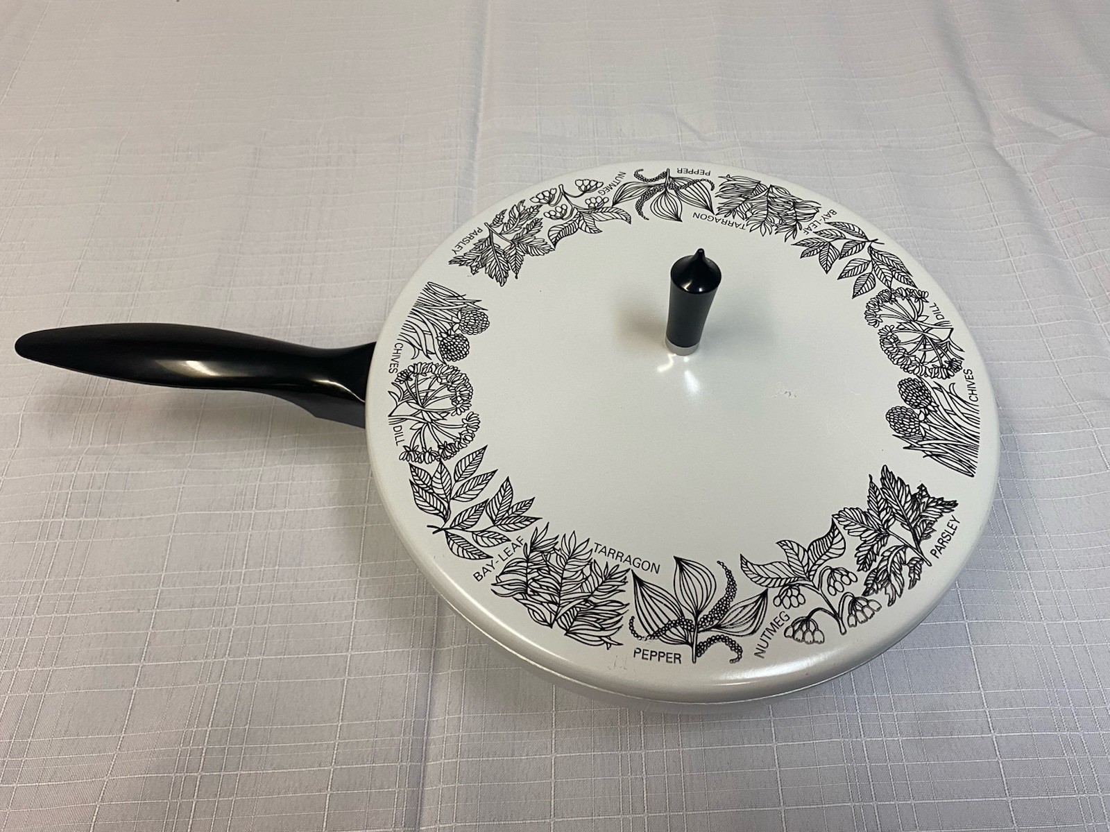 Vintage 1970s Sears Enamelware Fondue Casserole: Herb Garden Design w/ Lid Rare!