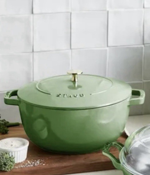 New Staub Essential French Oven – 5 Qt – Pistachio Green 💚