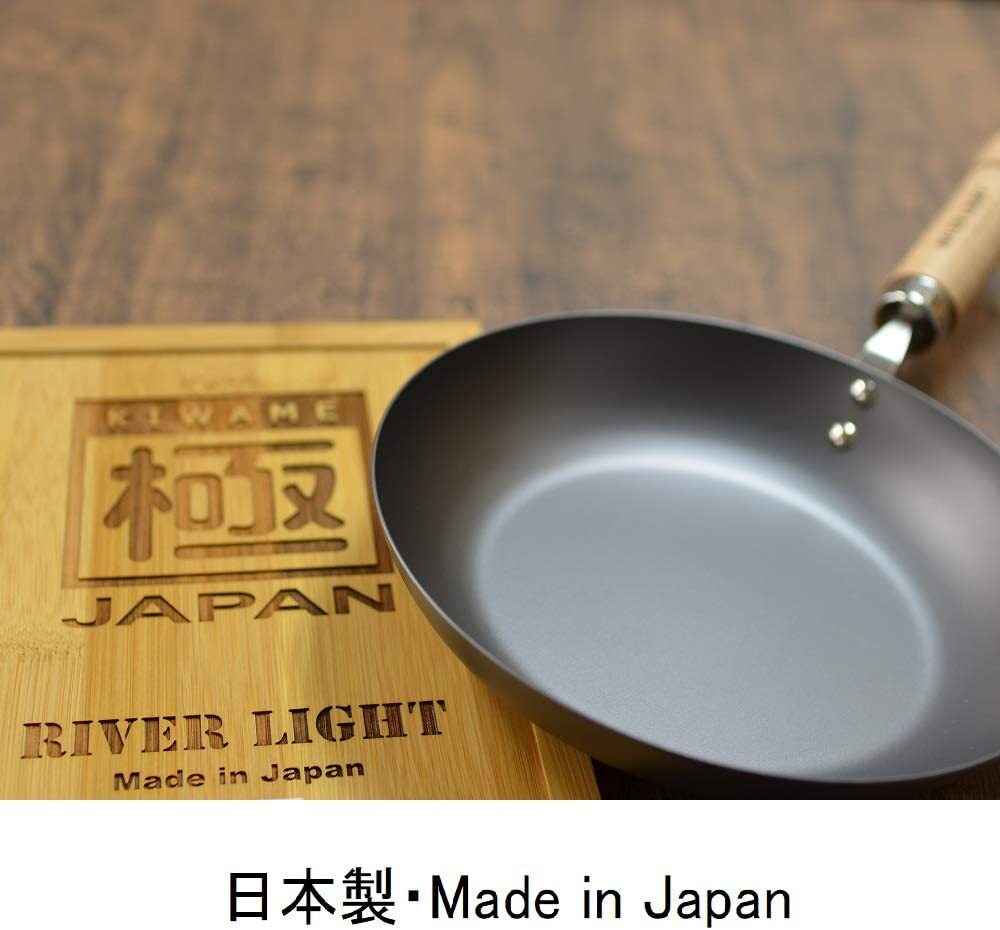 River light stir-fried pot KIWAME PREMIUM 28cm LID Set Gas IH compatible Pan