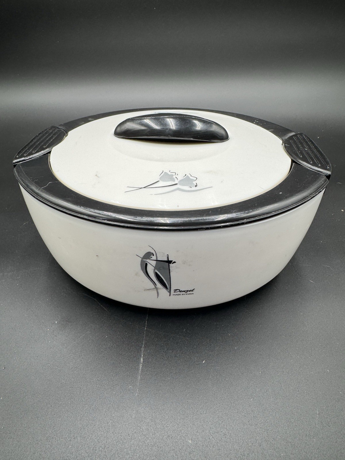 Milton Crisp DLX Insulated Inner Steel Casserole with Lid