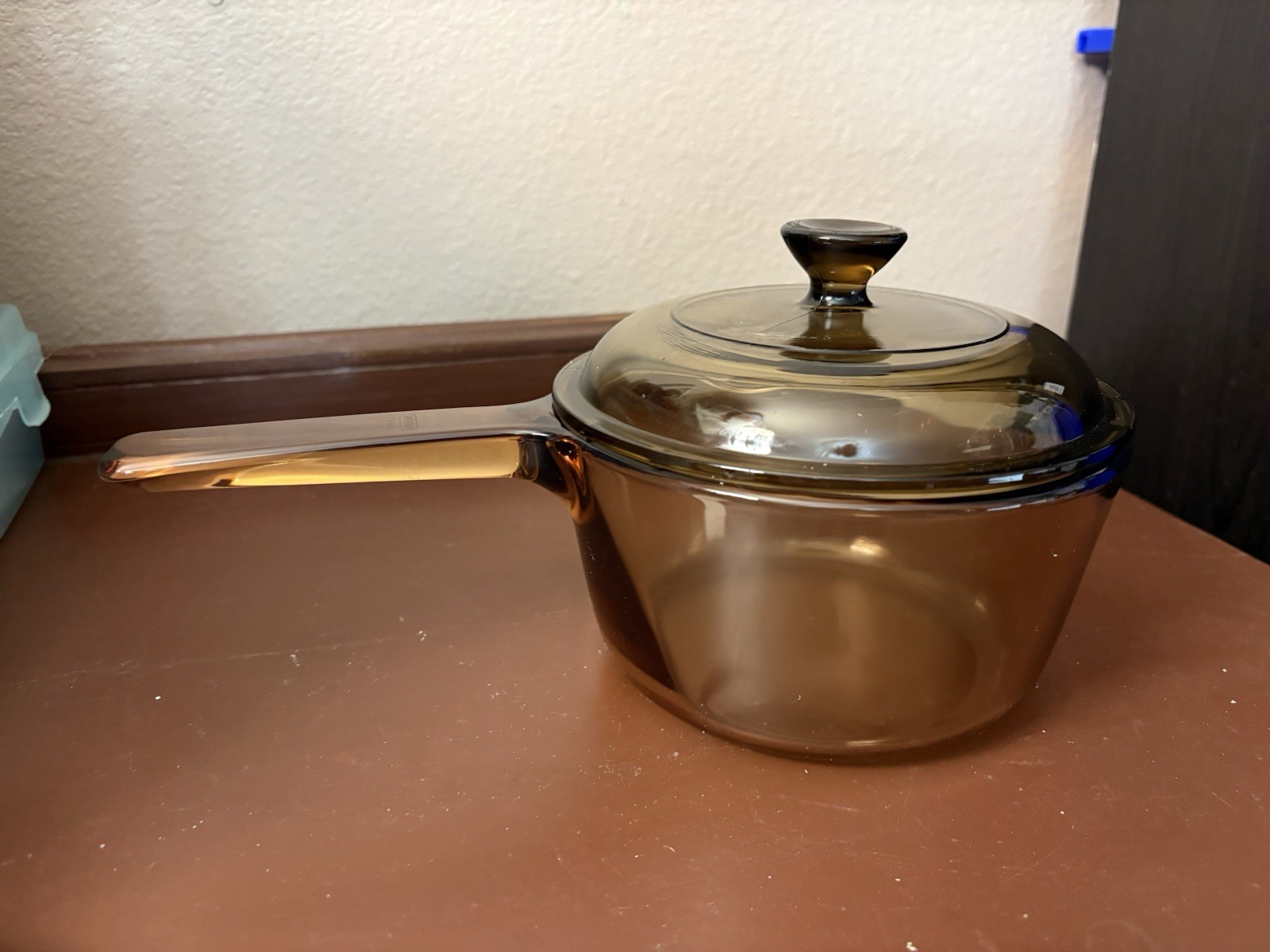 Corning Ware Vision Amber Glass 1 Liter Sauce Pot Pyrex Lid Pour Spout