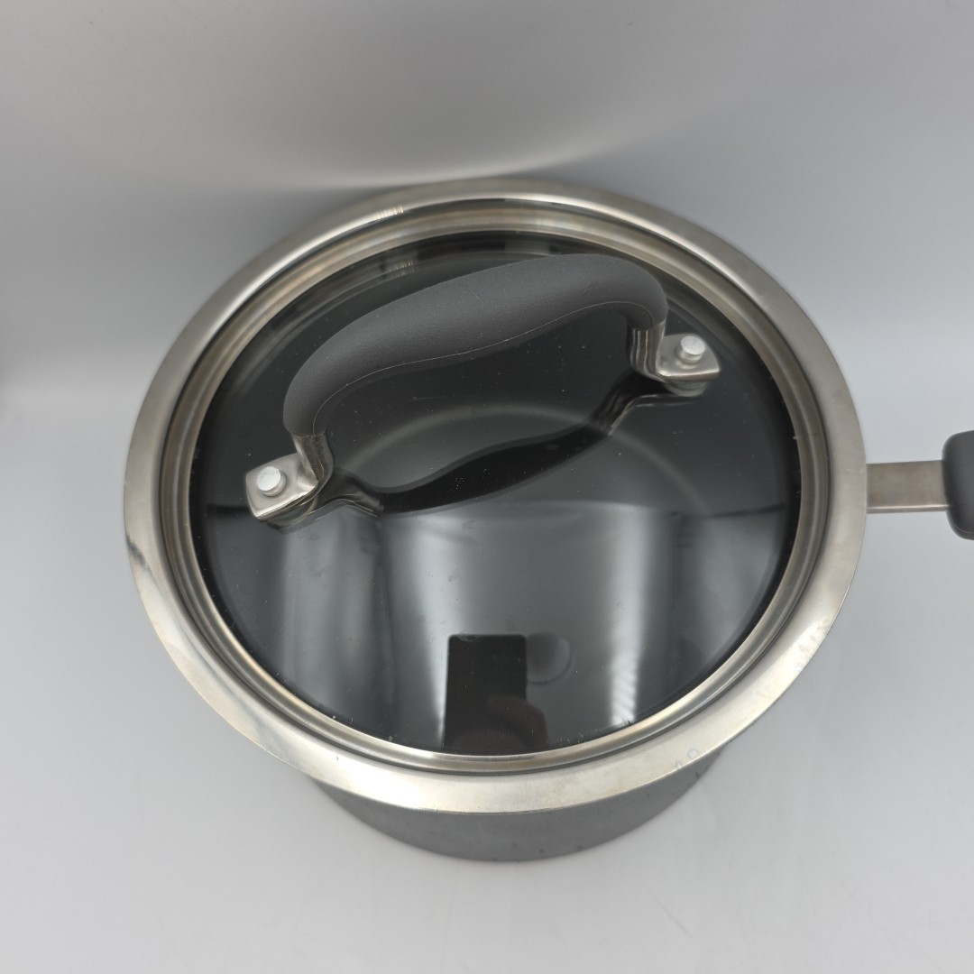 Pampered Chef Professional Pot Non-Stick 3 Qt 2.8L Sauce Pan With Lid Gray