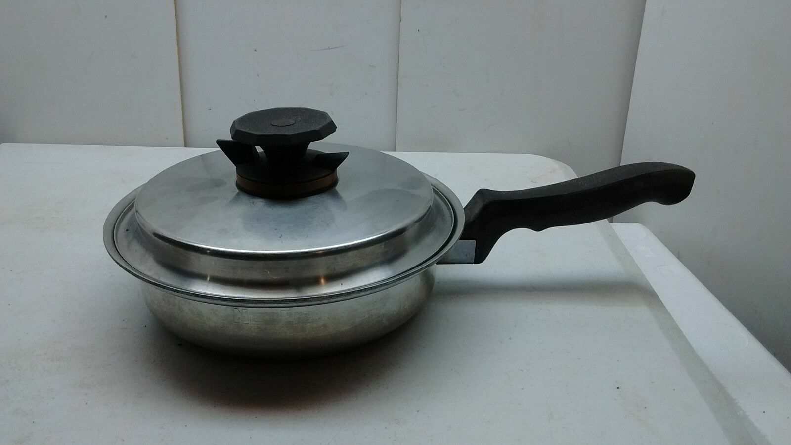 New Era Cookware 7-Ply Aluminum Core 7″ Skillet 1.5 Qt Saucepan Pot & Lid