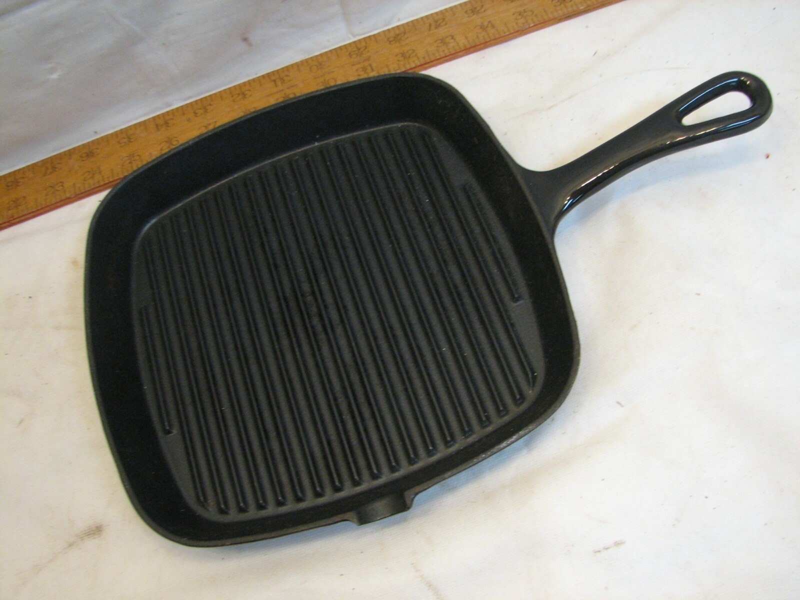 Cuisinart C130-23 Cast Iron Grille Pan Skillet Black Enamel Griddle Grill