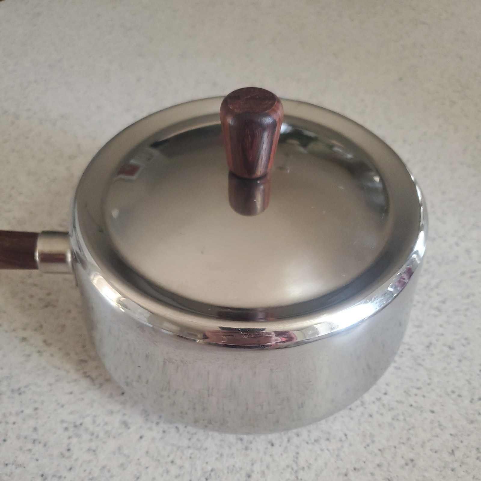 Vtg Stainless Steel 1.5 Quart Sauce Pan Wood Handles Made In Japan