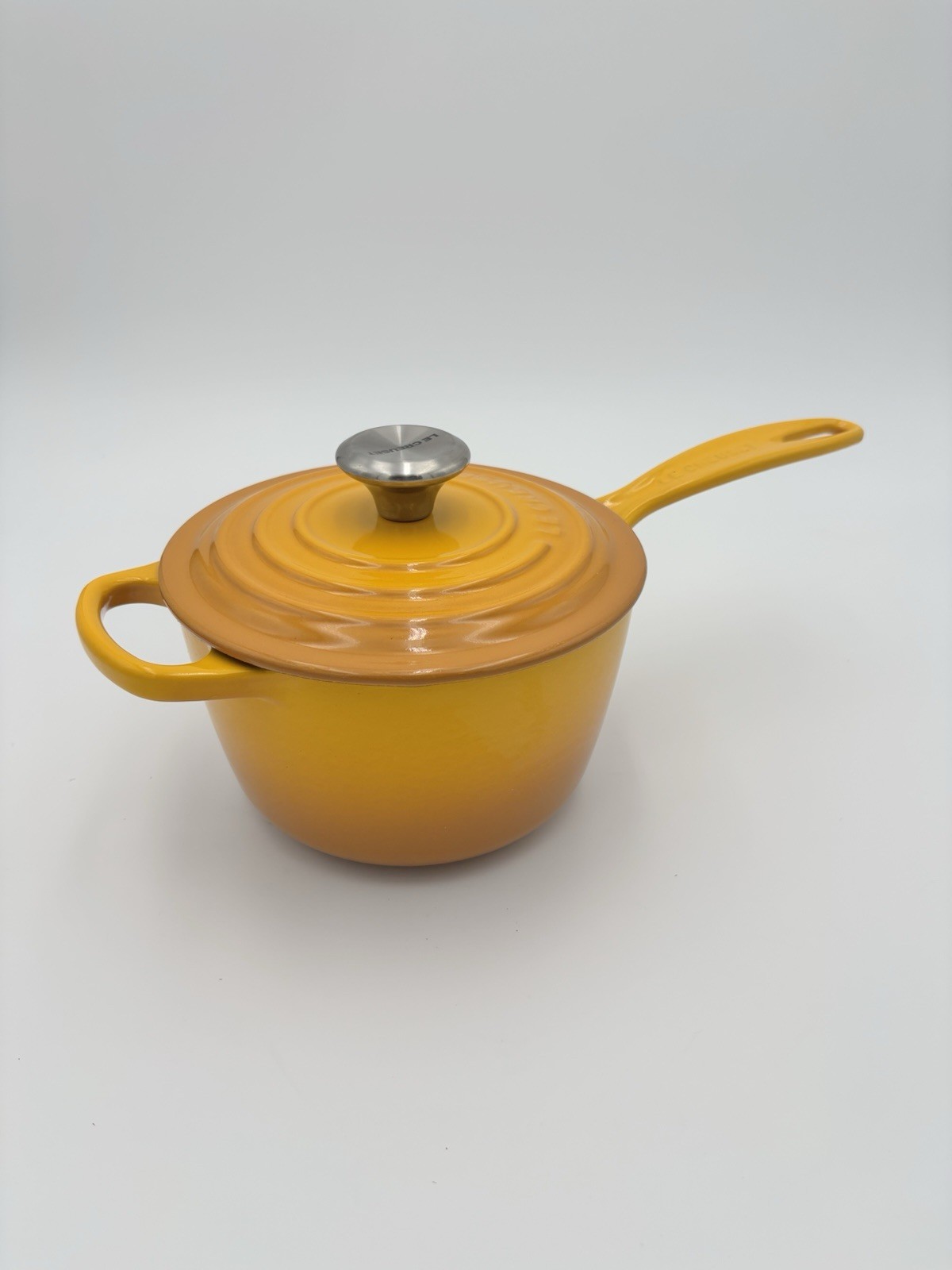 Le Creuset Signature Enameled Cast Iron Saucepan ~ 1.75 QT ~ Nectar