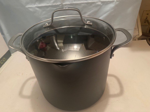 NEW Calphalon® Hard-Anodized Aluminum Nonstick 8 QT STOCK POT W/ STRAINER LID